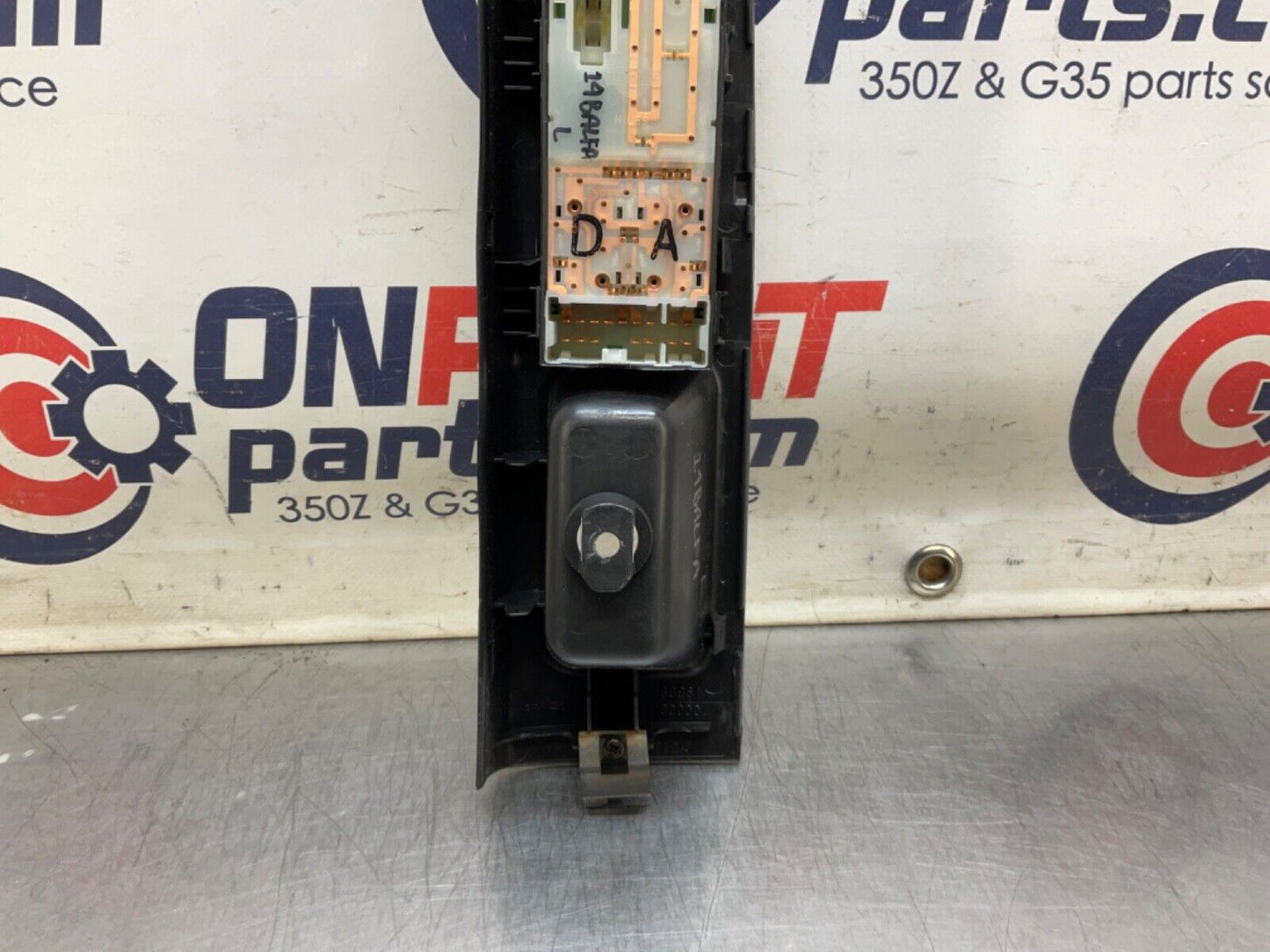 2004 Nissan Z33 350Z Driver Master Door Lock Window Switch 80961 OEM 14BALFA - On Point Parts Inc