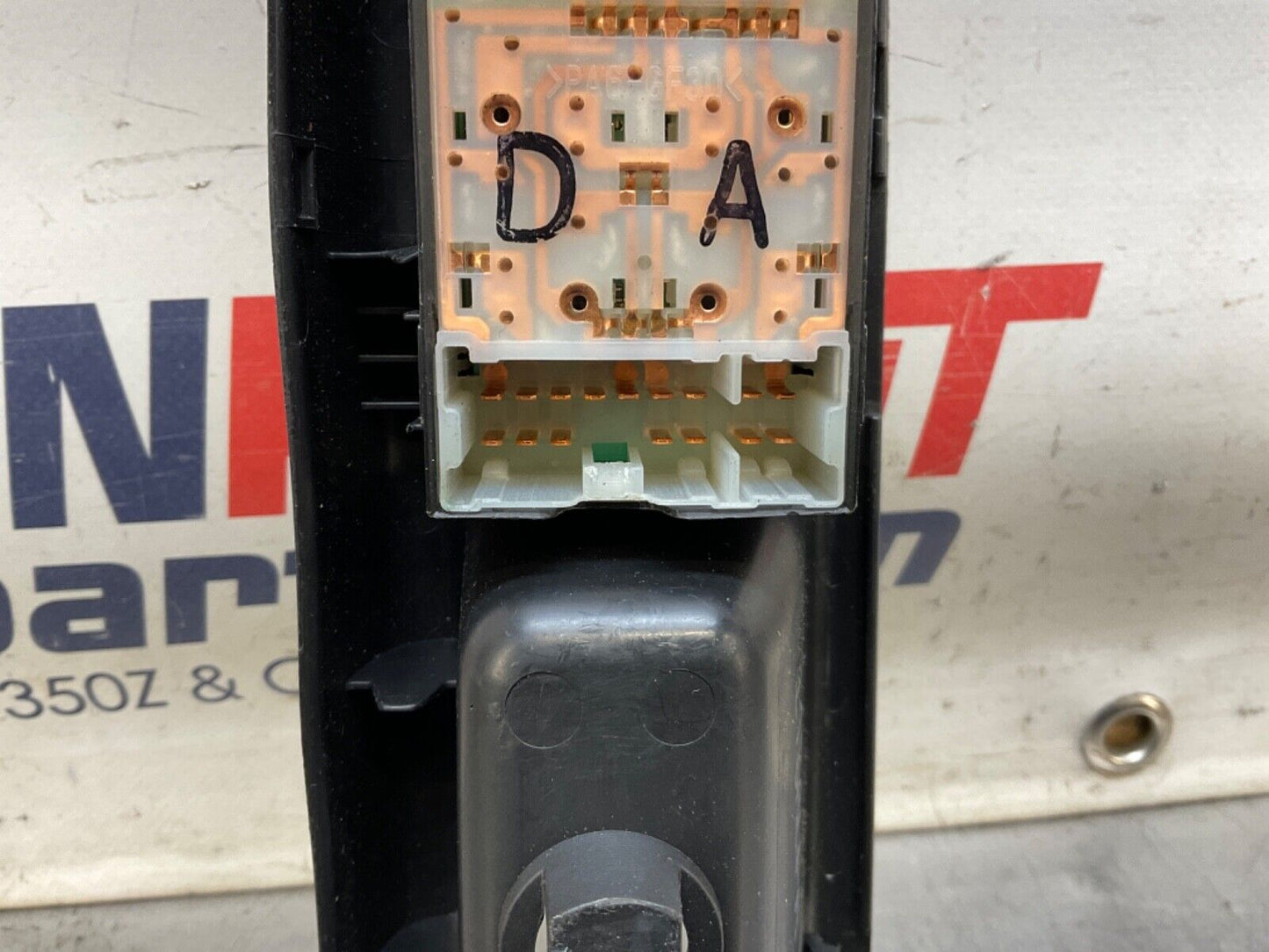 2004 Nissan Z33 350Z Driver Master Door Lock Window Switch 80961 OEM 14BALFA - On Point Parts Inc