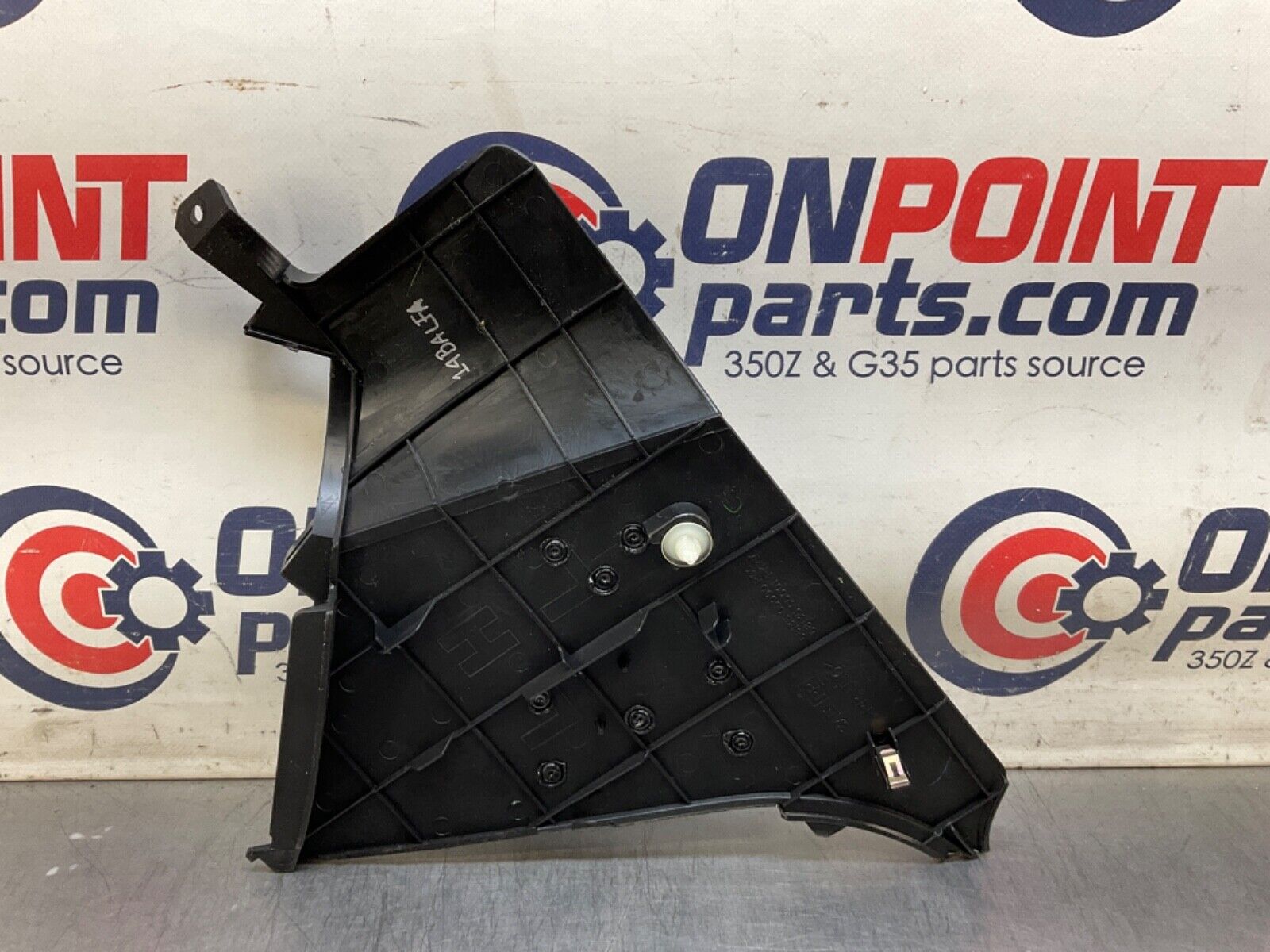 2004Nissan Z33 350Z Driver Left Center Console Knee Kick Panel 68135 OEM 14BALFA - On Point Parts Inc