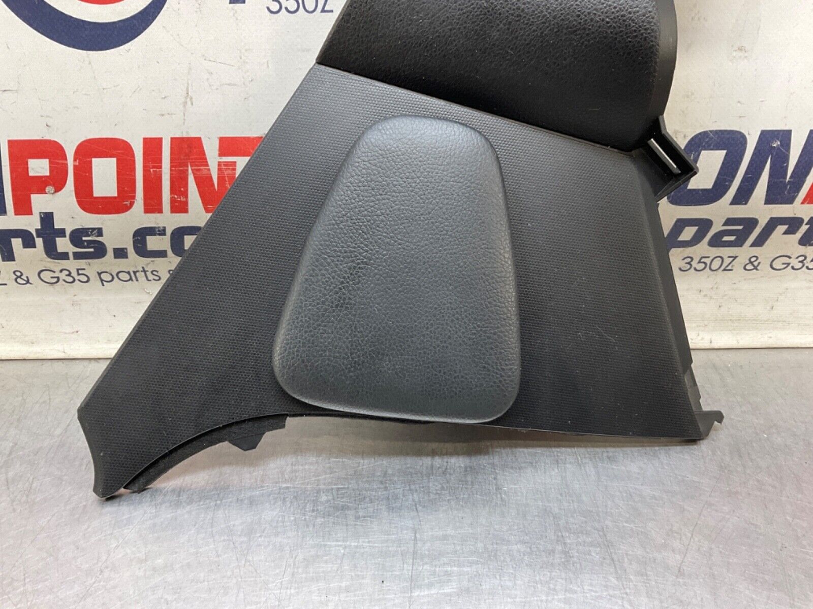 2004Nissan Z33 350Z Driver Left Center Console Knee Kick Panel 68135 OEM 14BALFA - On Point Parts Inc