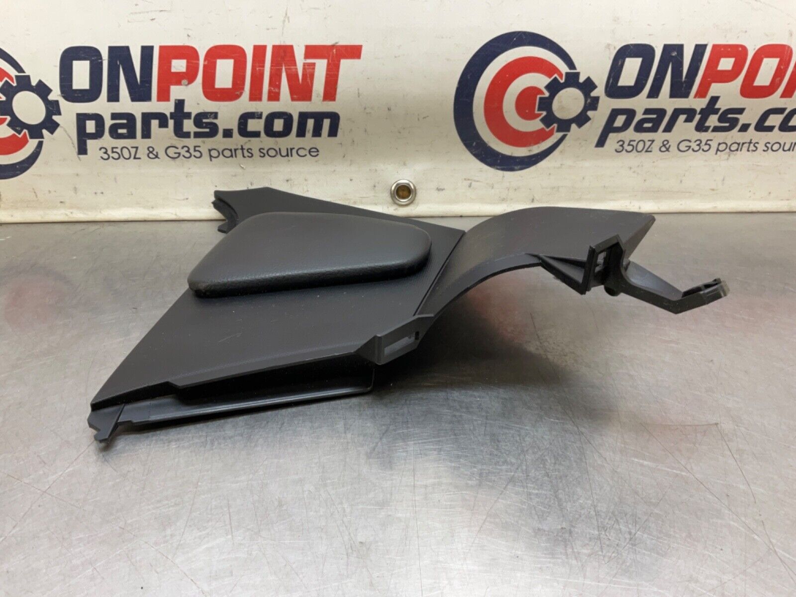2004Nissan Z33 350Z Driver Left Center Console Knee Kick Panel 68135 OEM 14BALFA - On Point Parts Inc