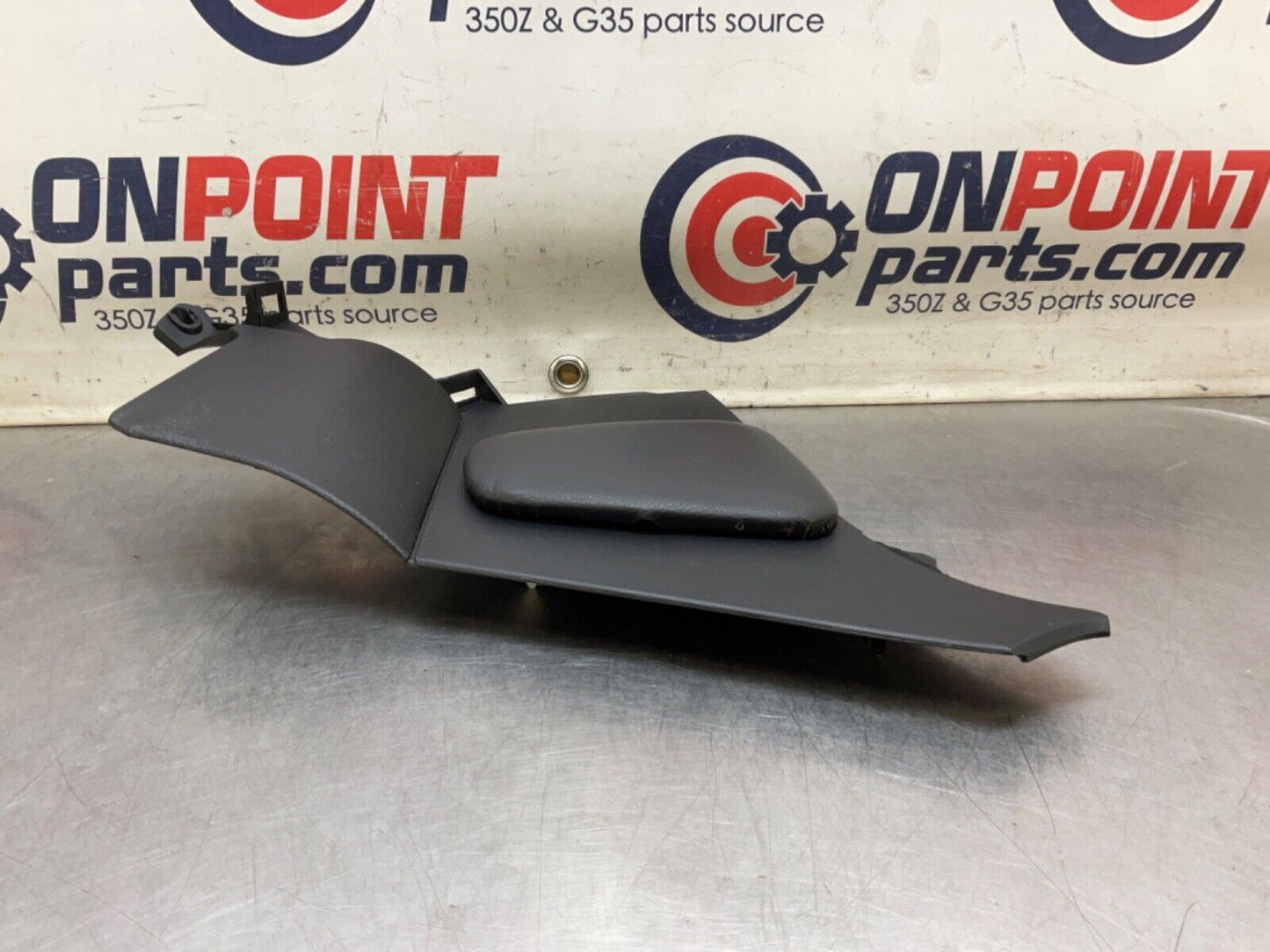 2004Nissan Z33 350Z Driver Left Center Console Knee Kick Panel 68135 OEM 14BALFA - On Point Parts Inc