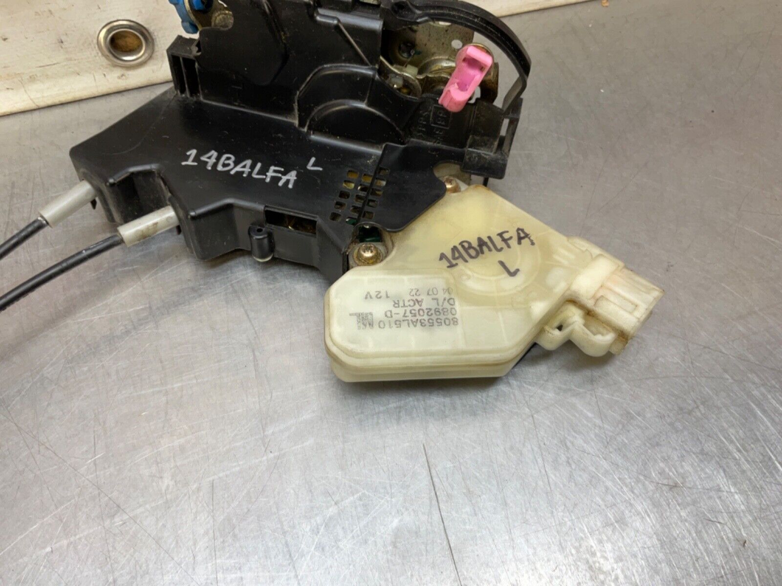 2004 Nissan Z33 350Z Driver Left Door Lock Actuator OEM 14BALFA - On Point Parts Inc