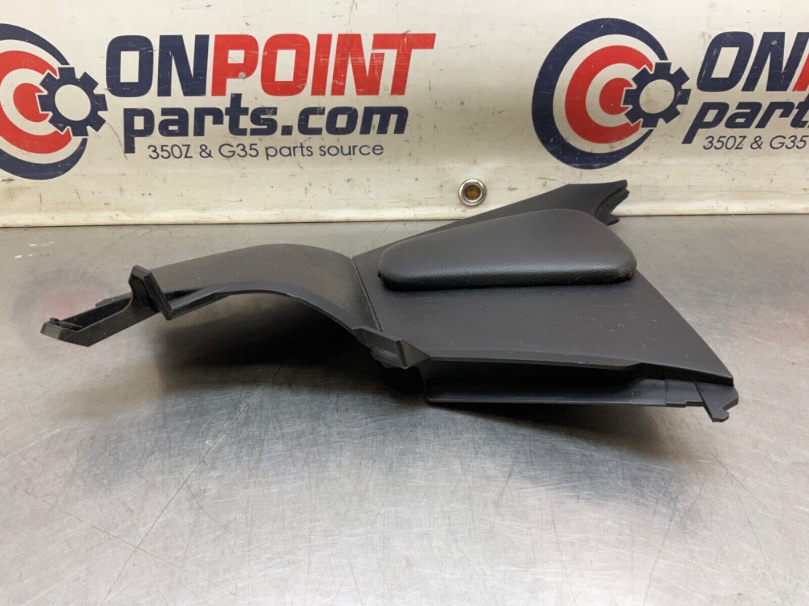 2004 Nissan Z33 350Z Passenger Center Console Knee Kick Panel 68134 OEM 14BALFE - On Point Parts Inc