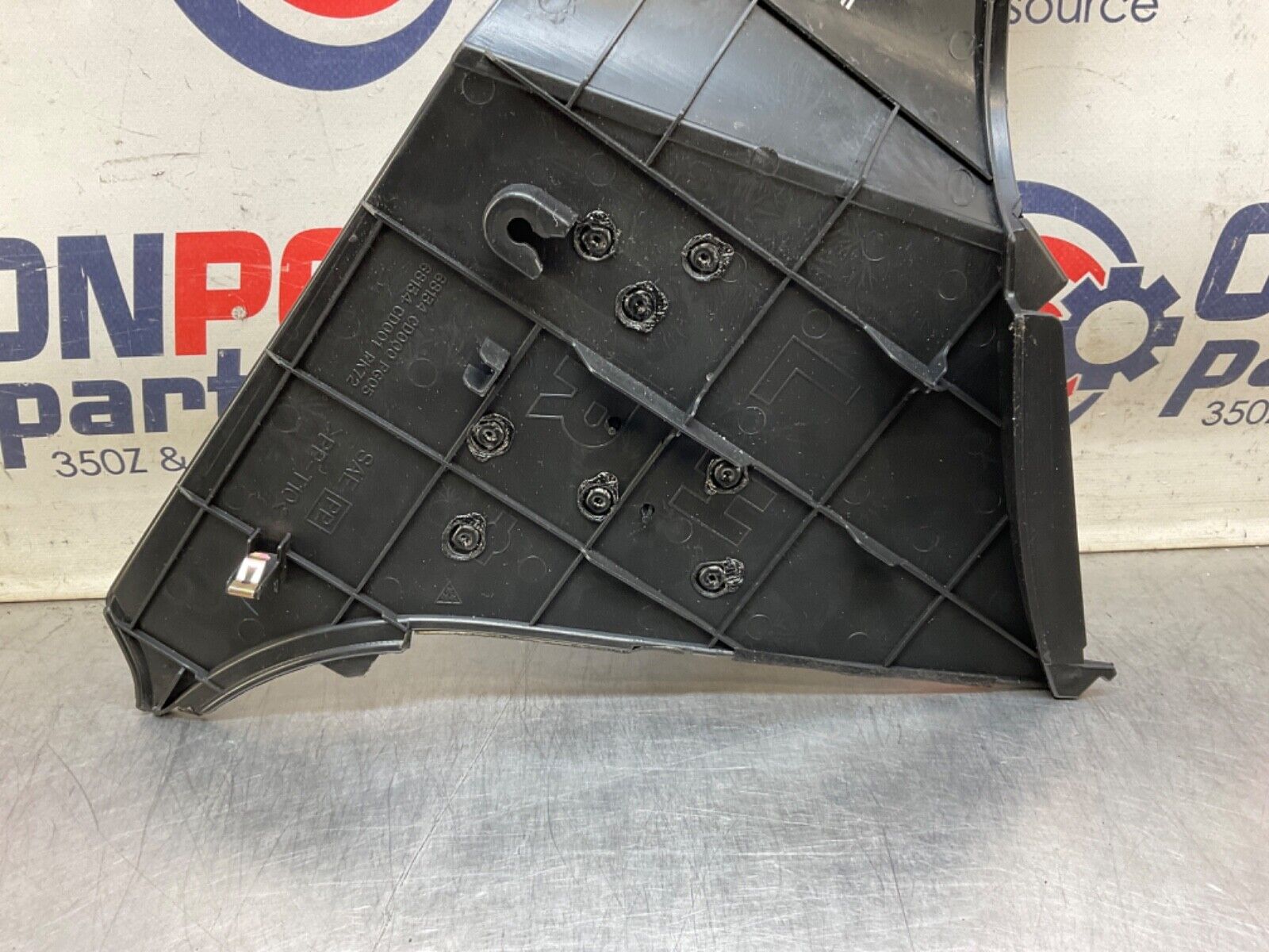 2004 Nissan Z33 350Z Passenger Center Console Knee Kick Panel 68134 OEM 14BALFE - On Point Parts Inc