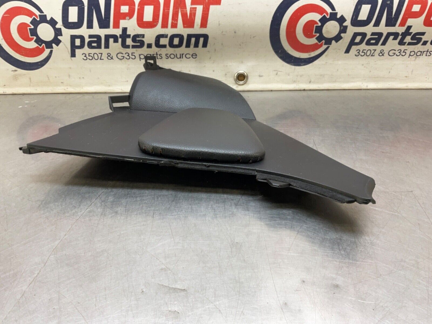 2004 Nissan Z33 350Z Passenger Center Console Knee Kick Panel 68134 OEM 14BALFE - On Point Parts Inc