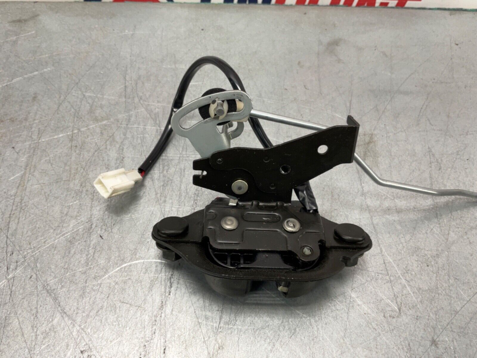 2004 Nissan Z33 350Z Rear Trunk Hatch Lock Actuator and Latch OEM 14BALFC - On Point Parts Inc