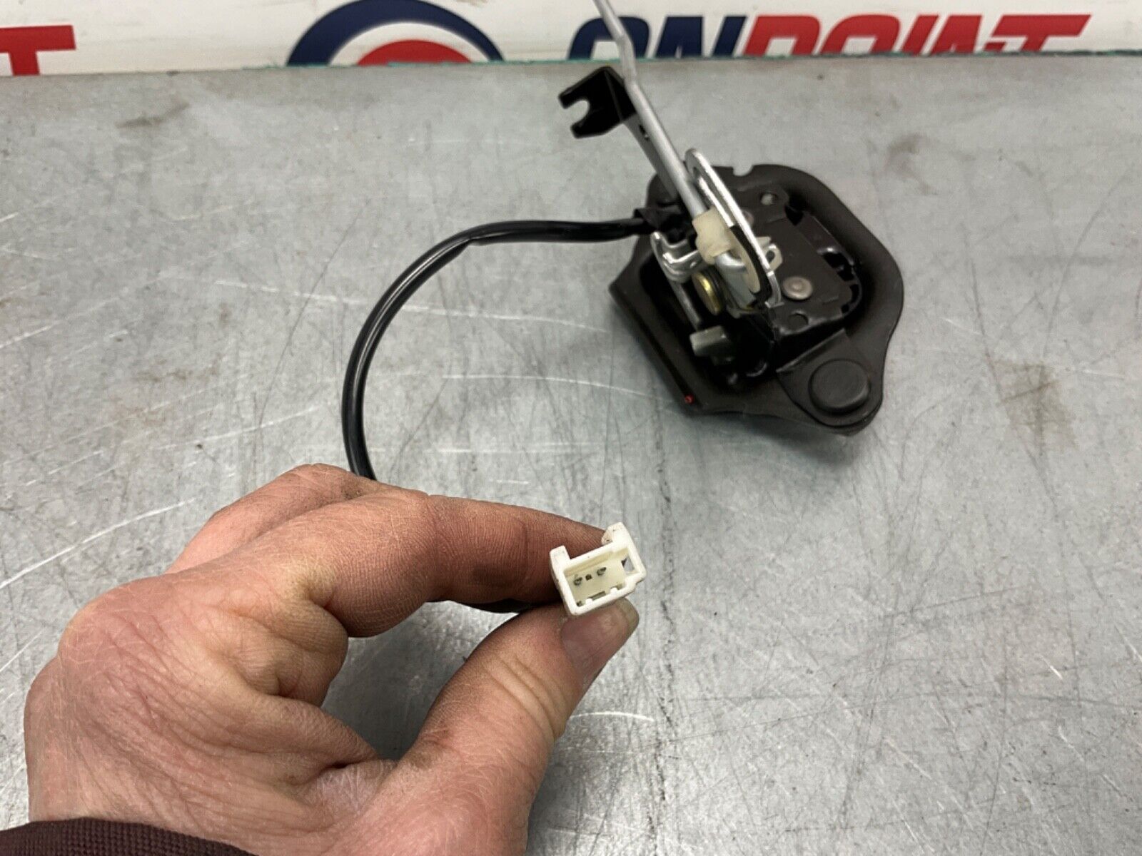 2004 Nissan Z33 350Z Rear Trunk Hatch Lock Actuator and Latch OEM 14BALFC - On Point Parts Inc