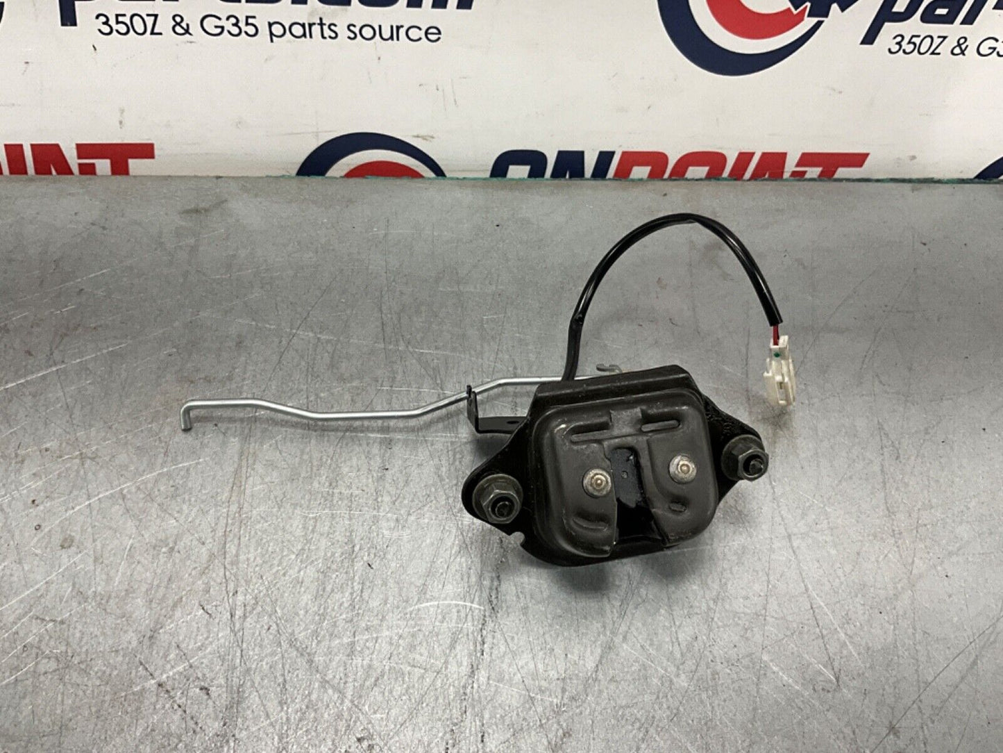 2004 Nissan Z33 350Z Rear Trunk Hatch Lock Actuator and Latch OEM 14BALFC - On Point Parts Inc