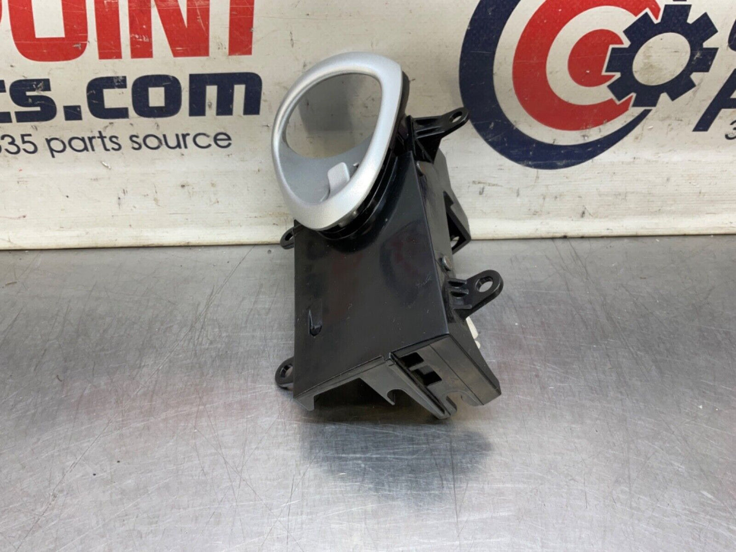 2004 Nissan Z33 350Z Passenger Right Door Handle OEM 14BALFE - On Point Parts Inc