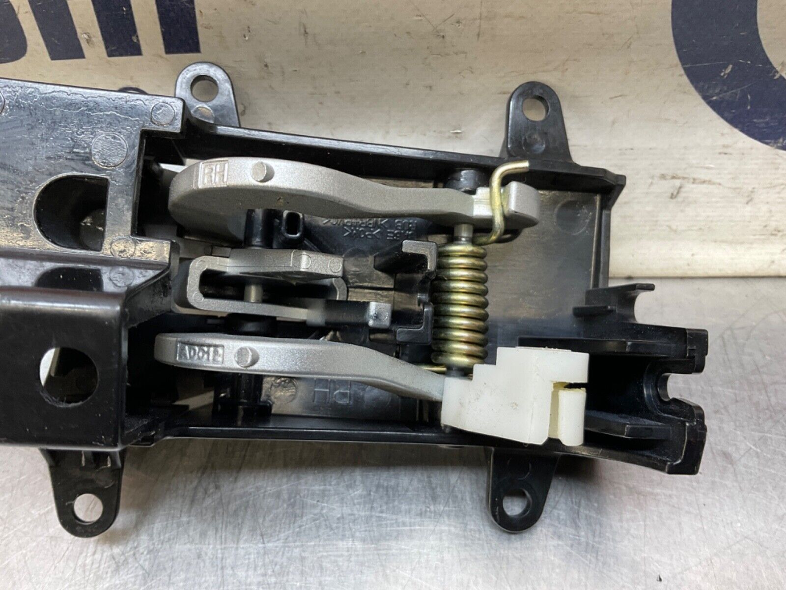 2004 Nissan Z33 350Z Passenger Right Door Handle OEM 14BALFE - On Point Parts Inc