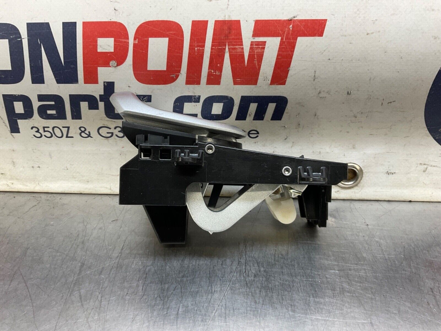 2004 Nissan Z33 350Z Passenger Right Door Handle OEM 14BALFE - On Point Parts Inc