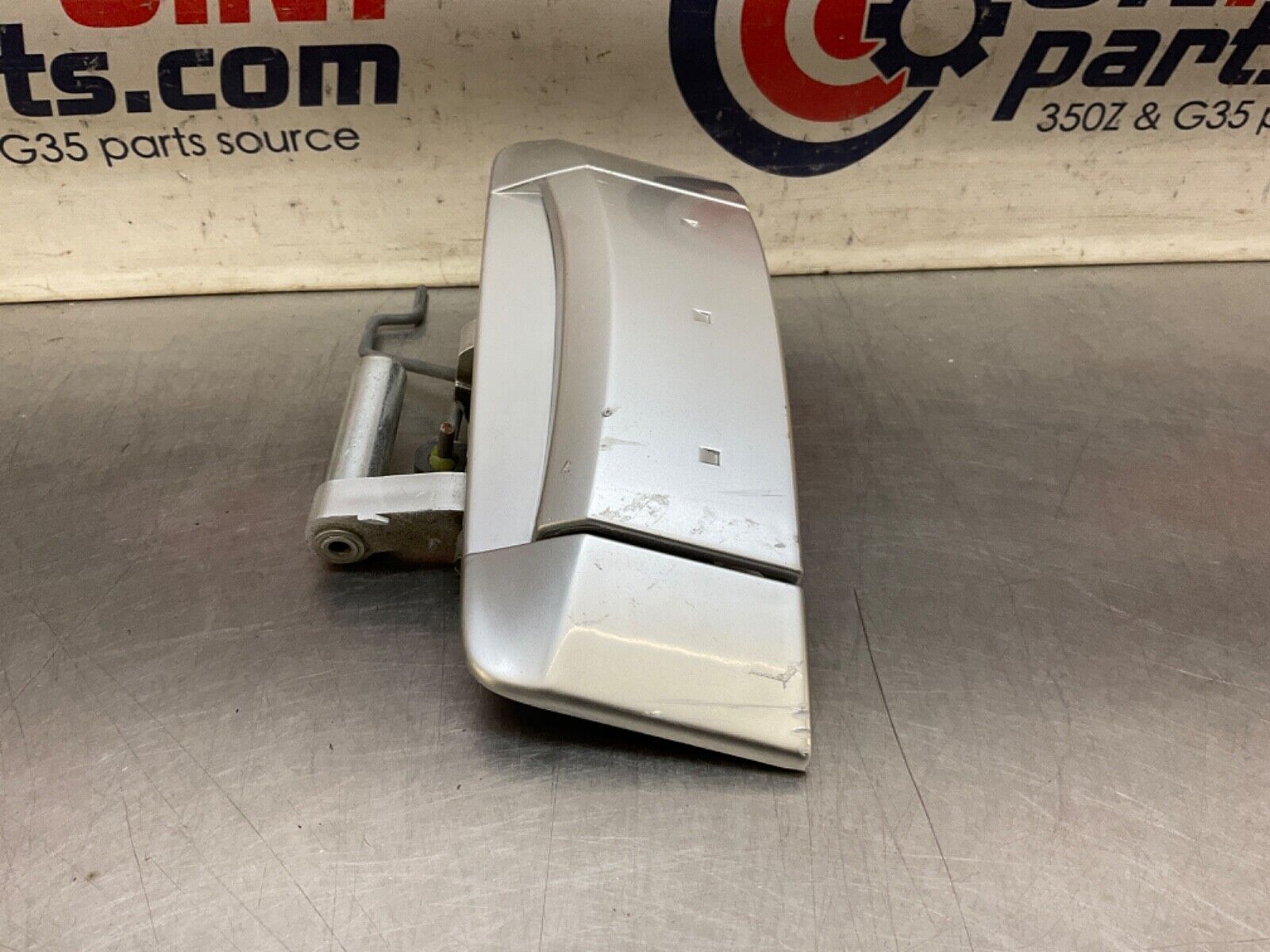 03-09 Nissan 350Z Passenger Right Exterior Door Handle 80606CD01E 03-09 Nissan 350Z Passenger Right Exterior Door Handle 80606CD01E