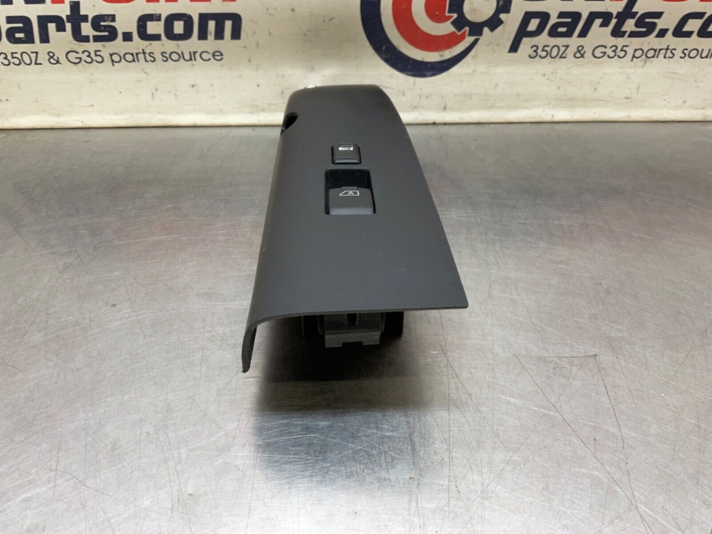 2004 Nissan Z33 350Z Passenger Right Door Lock Window Switches OEM 14BALFE - On Point Parts Inc