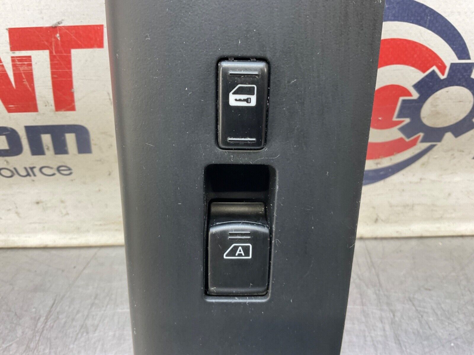 2004 Nissan Z33 350Z Passenger Right Door Lock Window Switches OEM 14BALFE - On Point Parts Inc