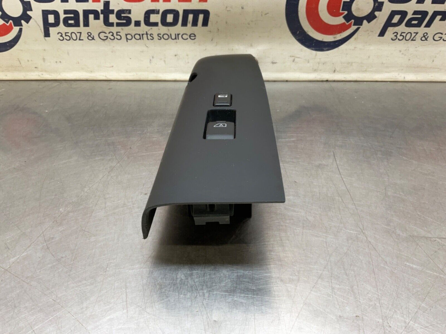 2004 Nissan Z33 350Z Passenger Right Door Lock Window Switches OEM 14BALFE - On Point Parts Inc