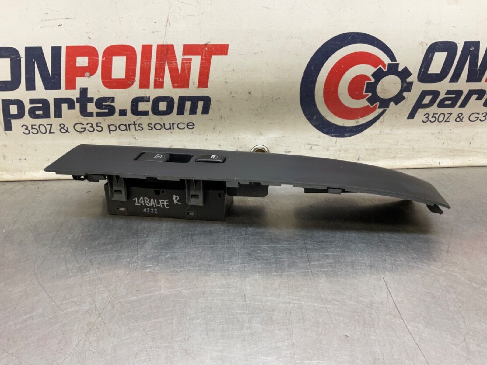 2004 Nissan Z33 350Z Passenger Right Door Lock Window Switches OEM 14BALFE - On Point Parts Inc