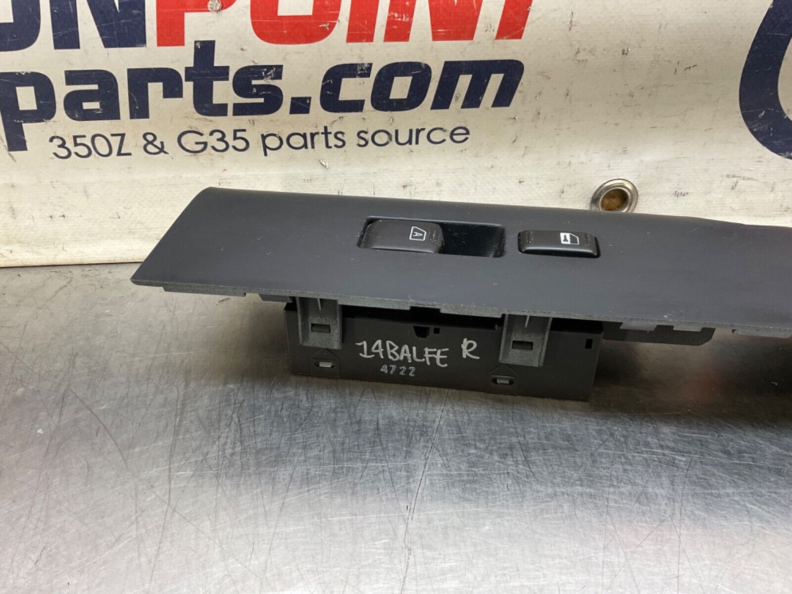 2004 Nissan Z33 350Z Passenger Right Door Lock Window Switches OEM 14BALFE - On Point Parts Inc