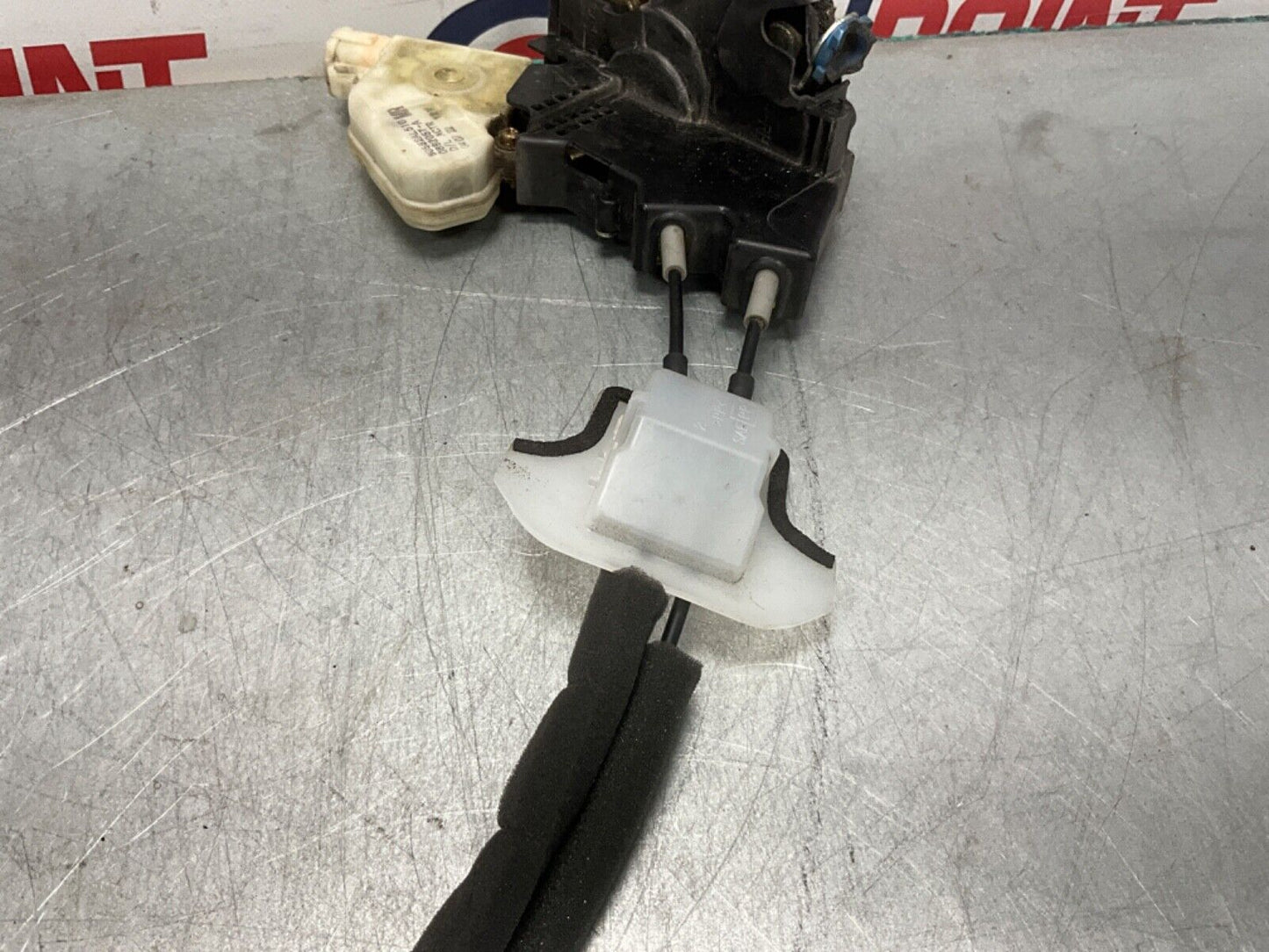 2004 Nissan Z33 350Z Passenger Right Front Door Lock Actuator OEM 14BALFE - On Point Parts Inc