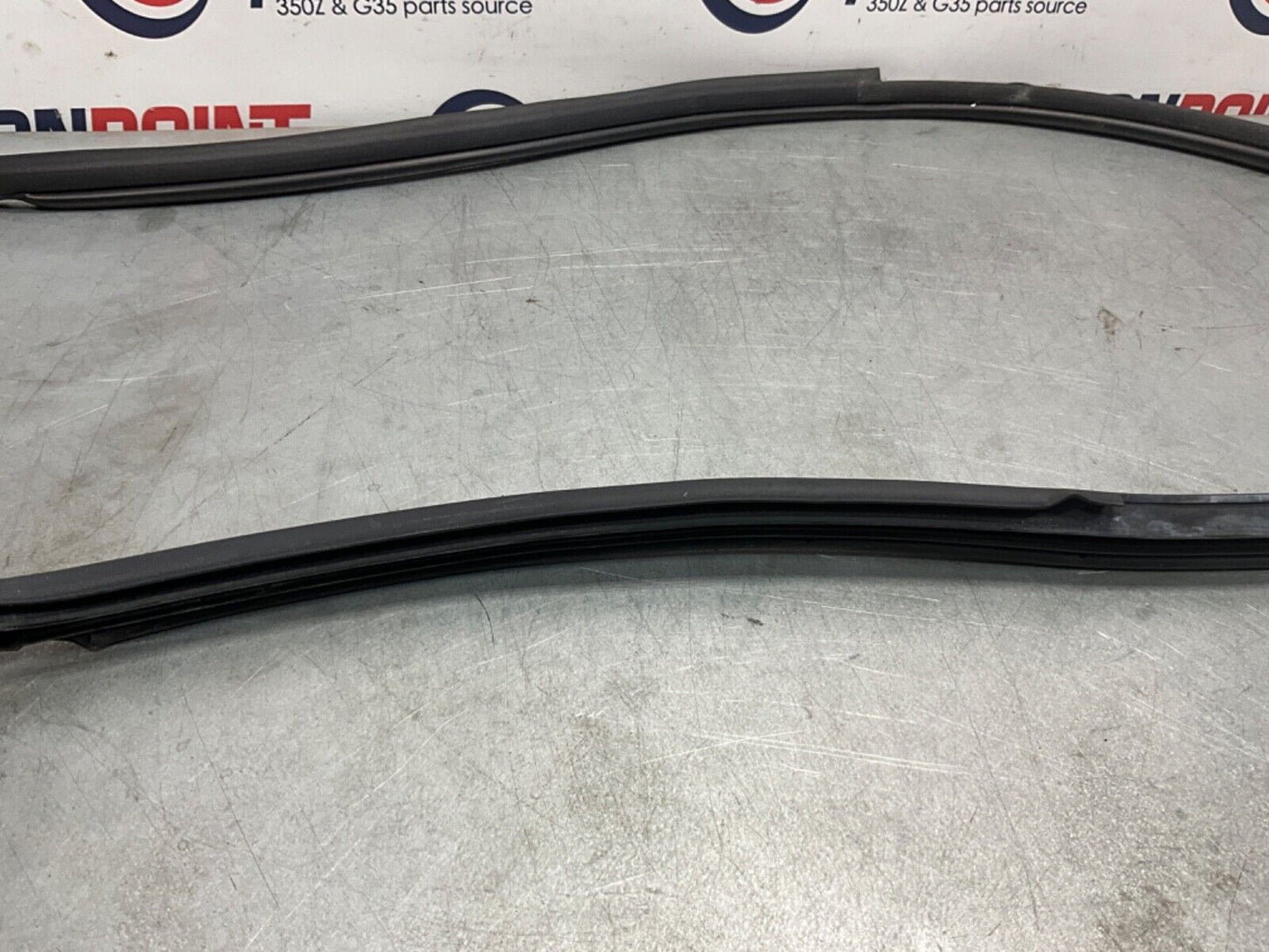 2004 Nissan Z33 350Z Passenger Right Inner Door Body Seal OEM 14BALFK - On Point Parts Inc
