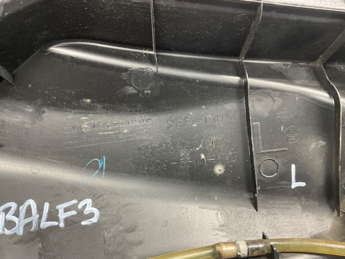 2004 Nissan Z33 350Z Front Left Right Windshield Hood Cowl OEM 14BALF3 - On Point Parts Inc