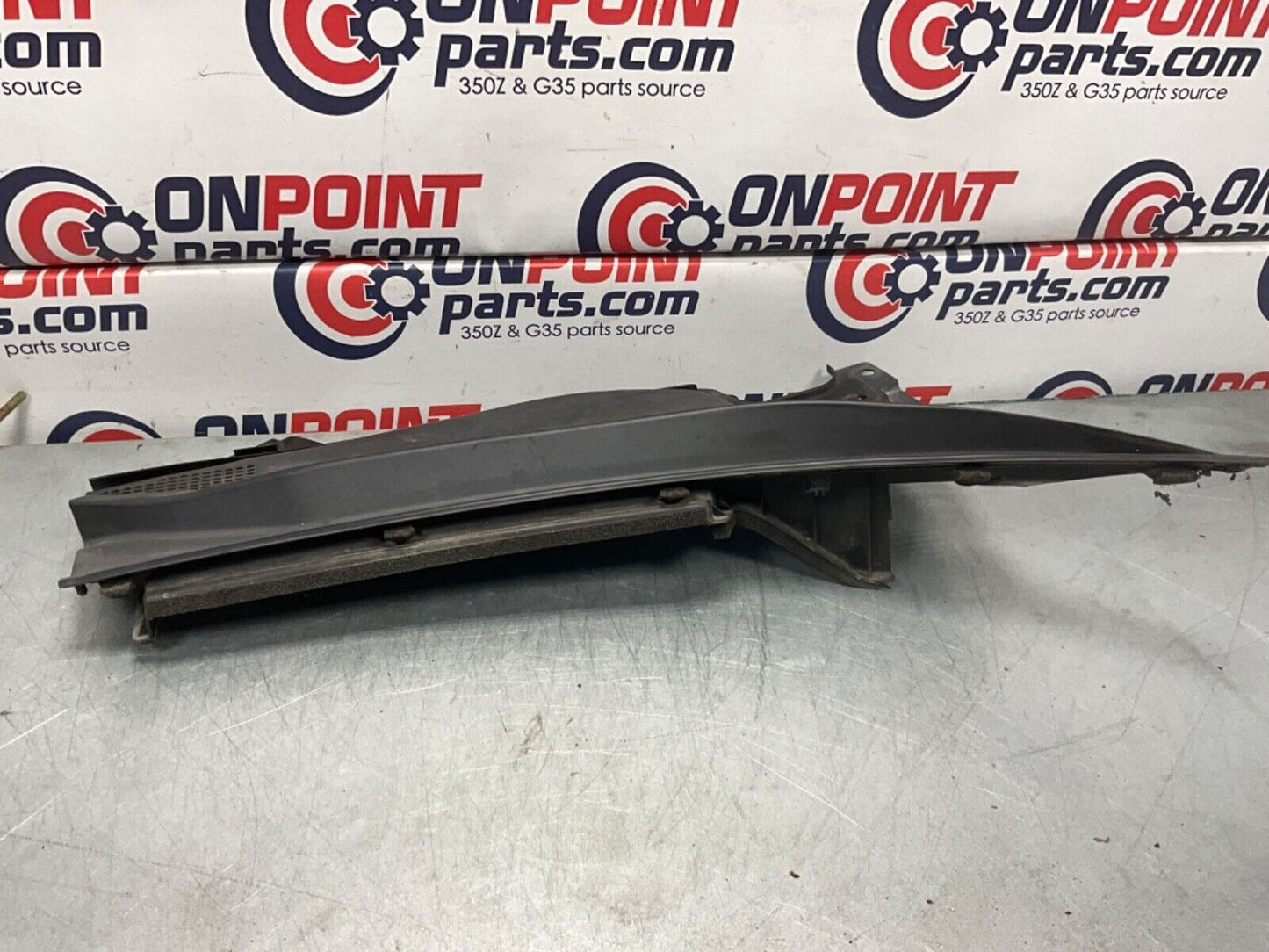 2004 Nissan Z33 350Z Front Left Right Windshield Hood Cowl OEM 14BALF3 - On Point Parts Inc