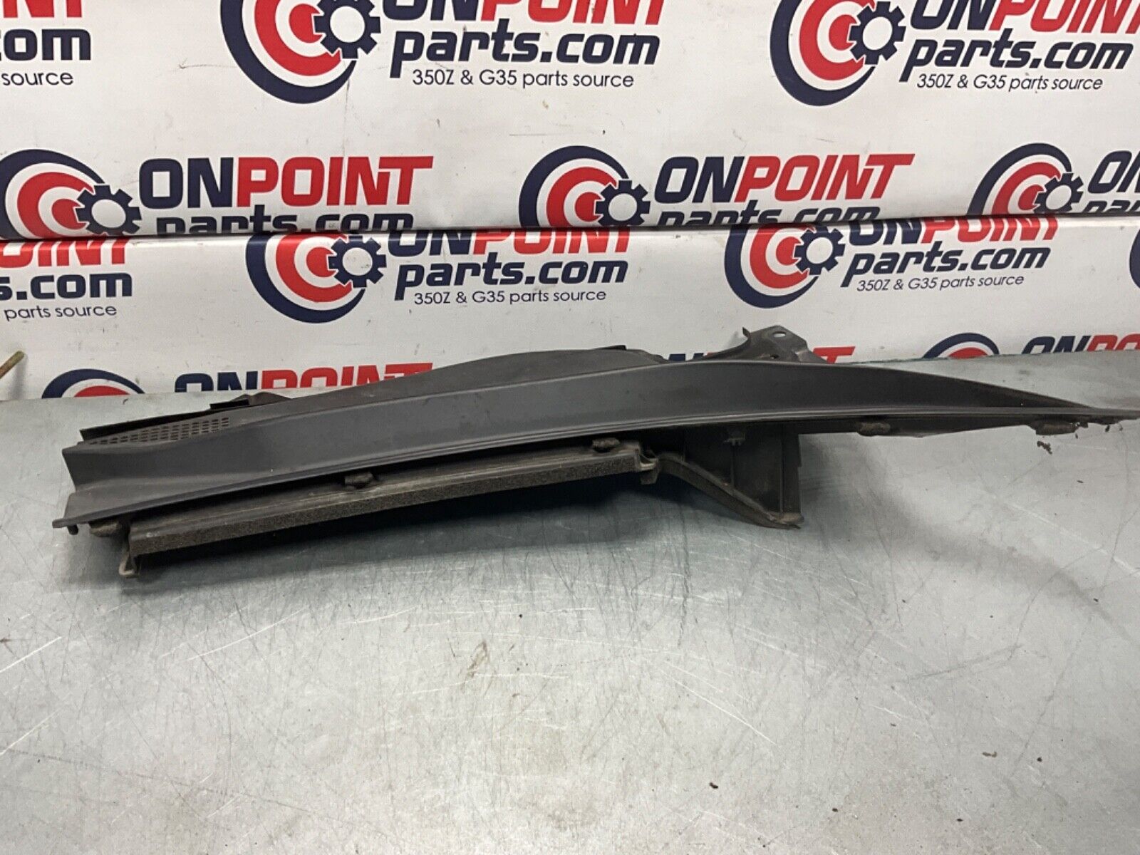 2004 Nissan Z33 350Z Front Left Right Windshield Hood Cowl OEM 14BALF3 - On Point Parts Inc