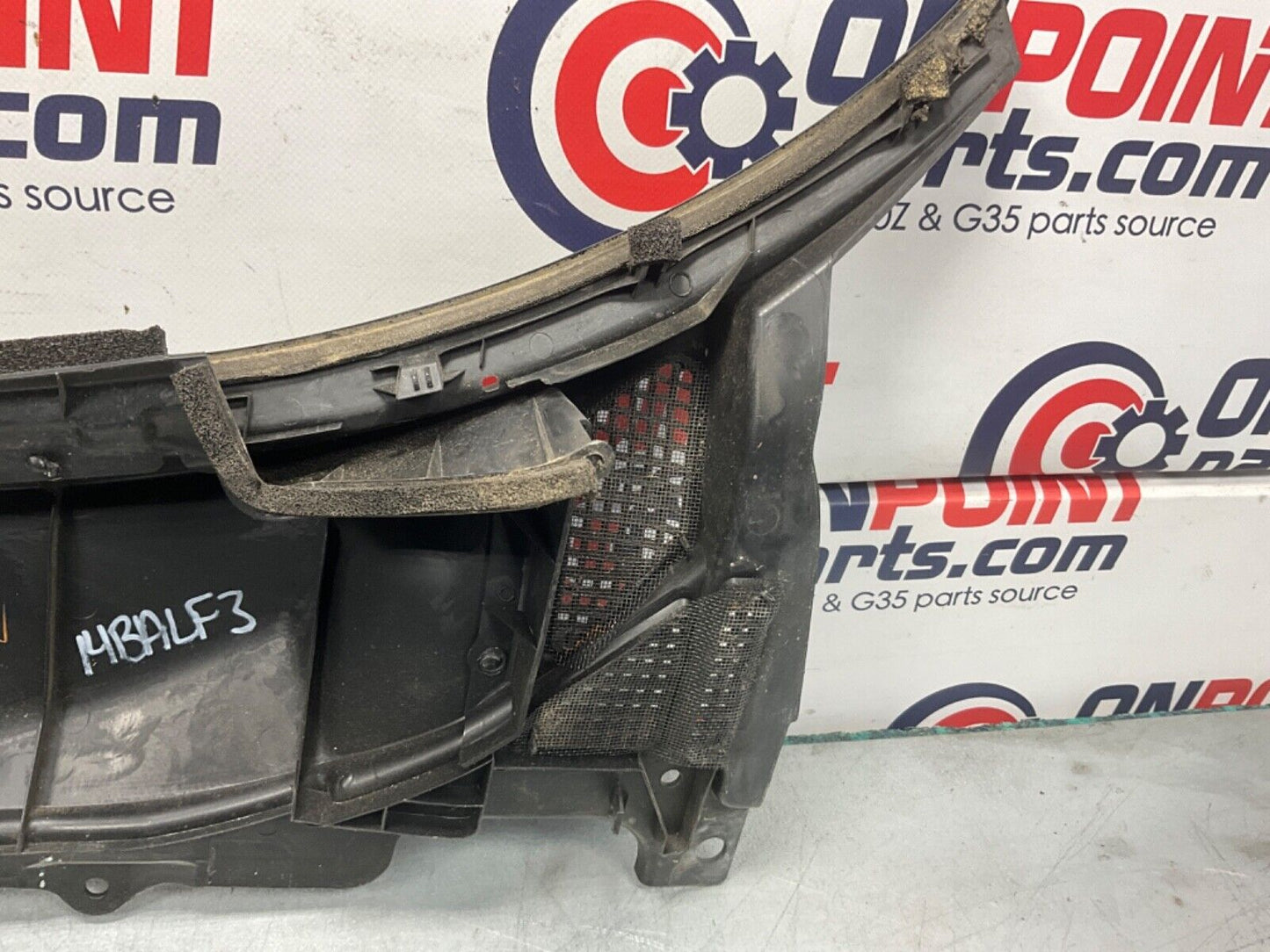 2004 Nissan Z33 350Z Front Left Right Windshield Hood Cowl OEM 14BALF3 - On Point Parts Inc