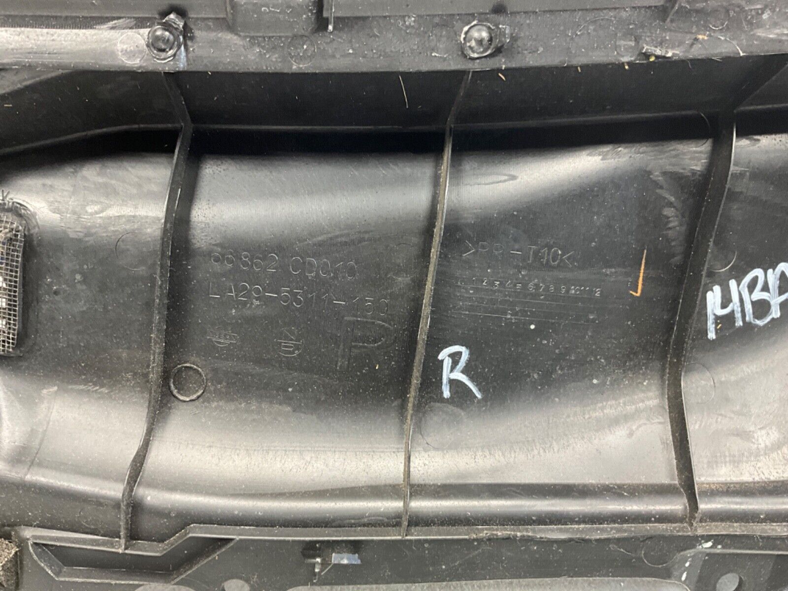 2004 Nissan Z33 350Z Front Left Right Windshield Hood Cowl OEM 14BALF3 - On Point Parts Inc