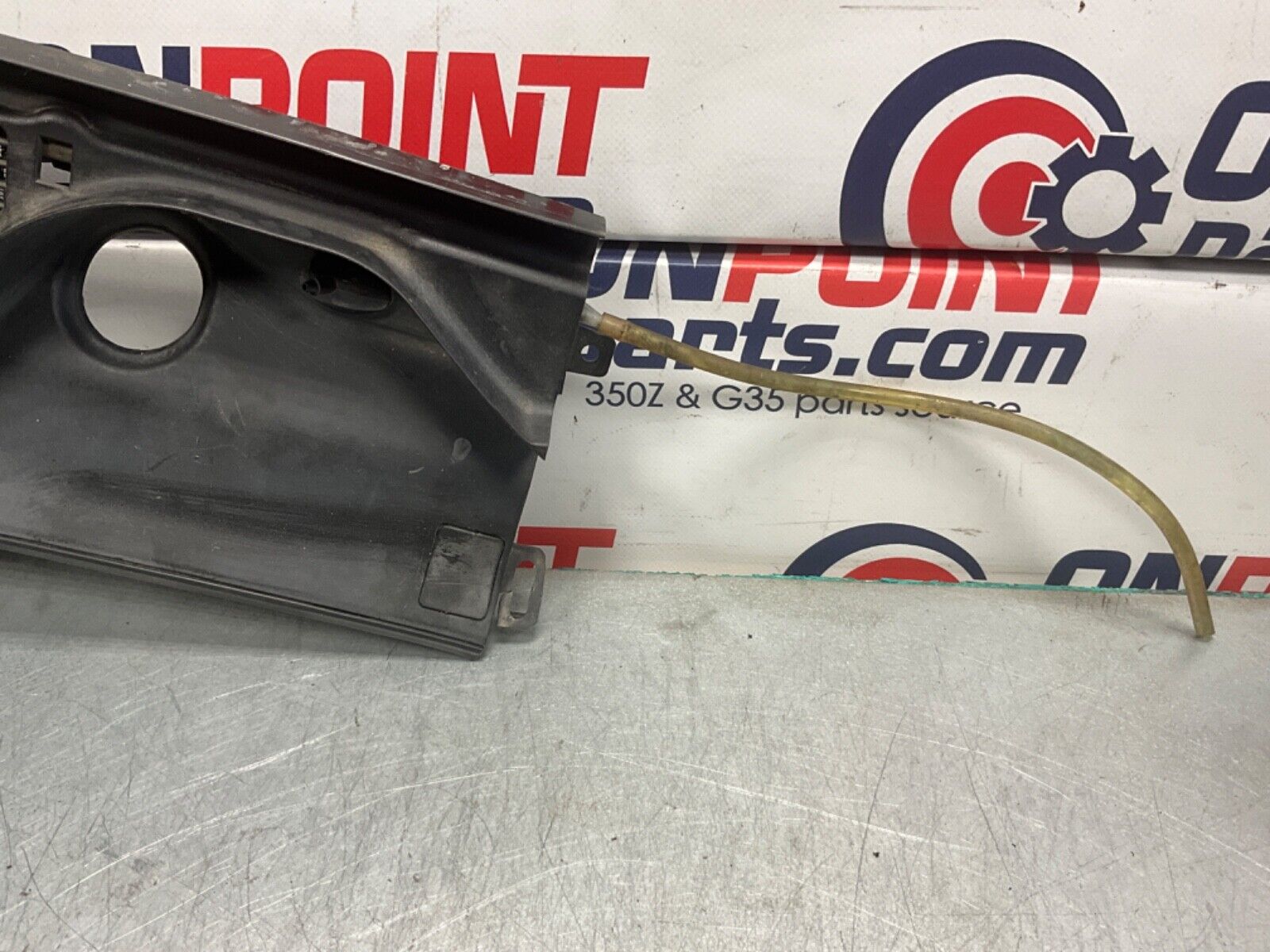 2004 Nissan Z33 350Z Front Left Right Windshield Hood Cowl OEM 14BALF3 - On Point Parts Inc