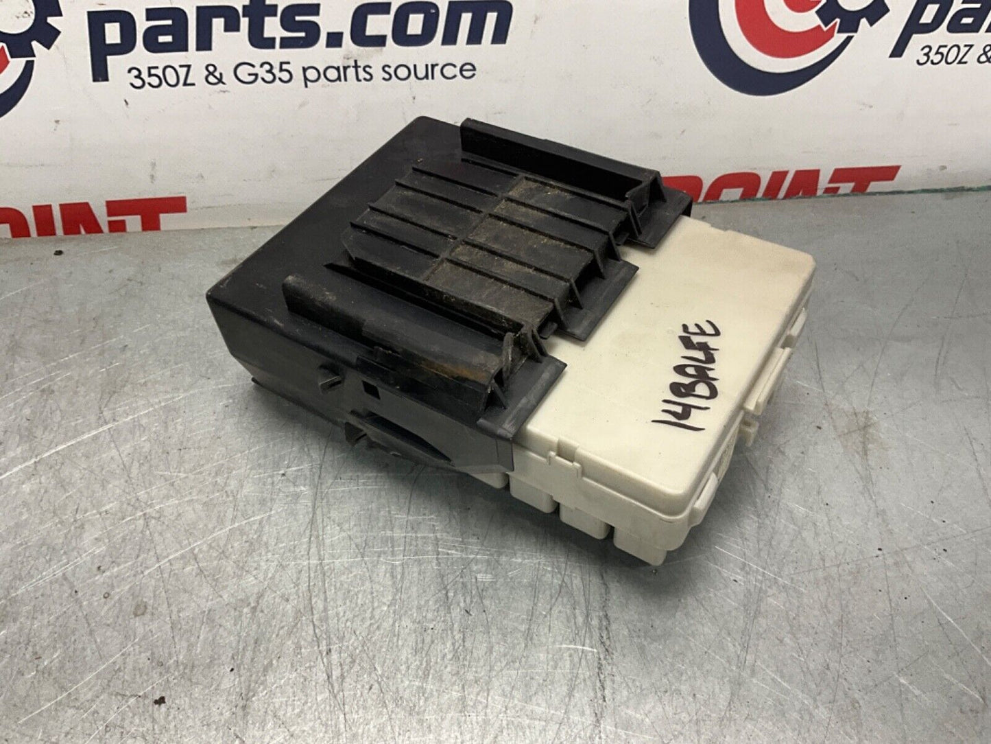 2004 Nissan Z33 350Z Large IPDM Fuse Relay Box 284B7AQ006 OEM 14BALFE - On Point Parts Inc
