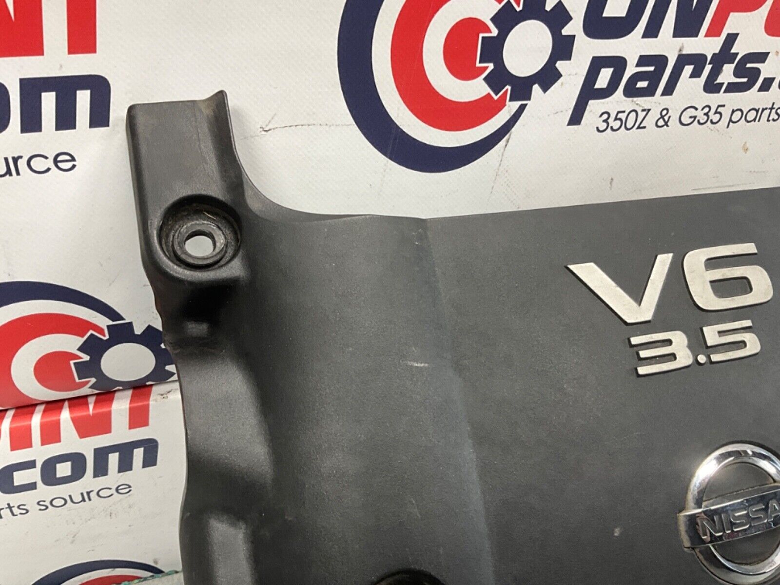 2004 Nissan Z33 350Z VQ35DE Engine Cover OEM 14BALF3 - On Point Parts Inc