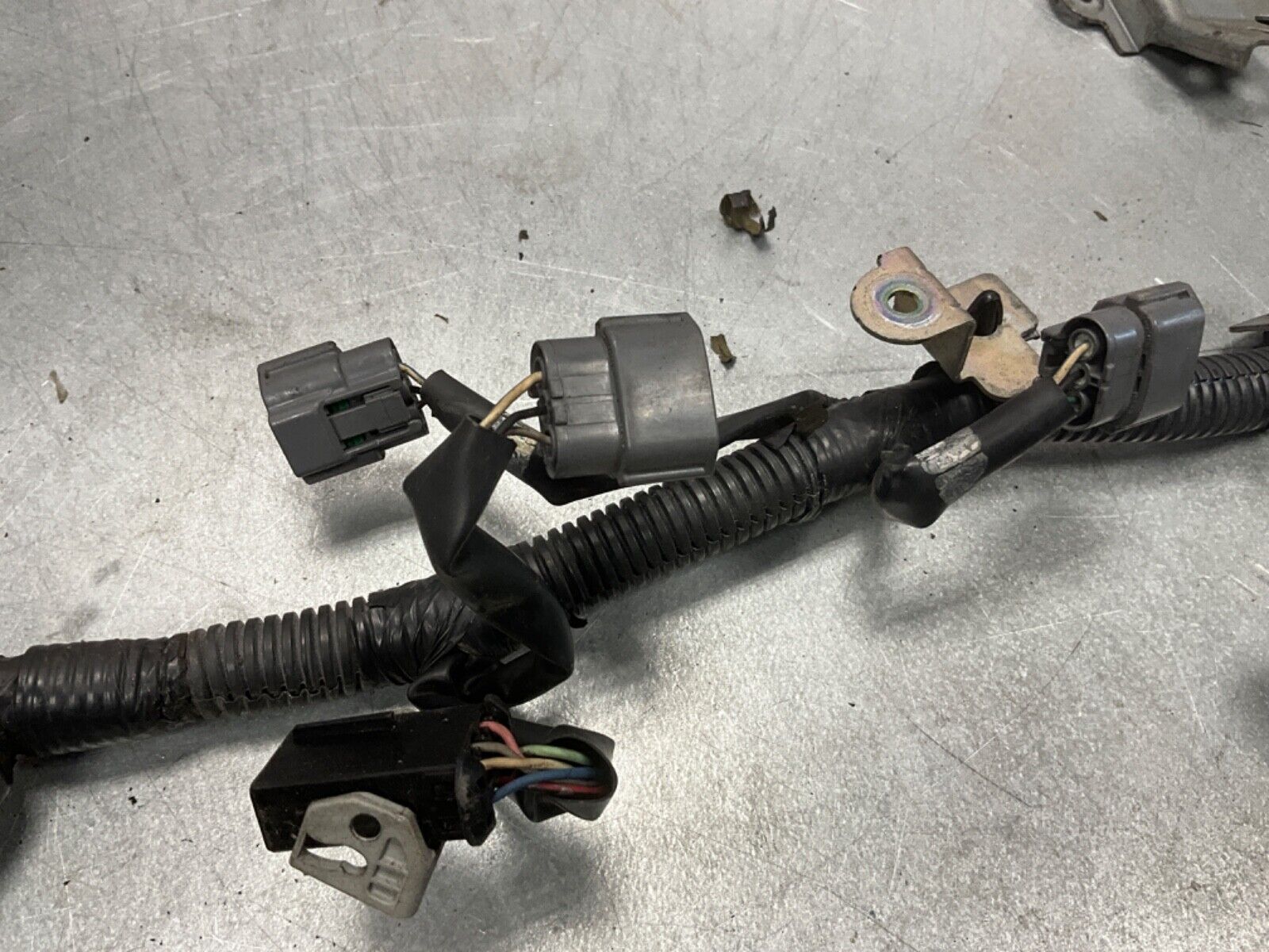 2004 Nissan Z33 350Z VQ35DE Engine Wiring Harness Automatic 24011 OEM 14BALFI - On Point Parts Inc