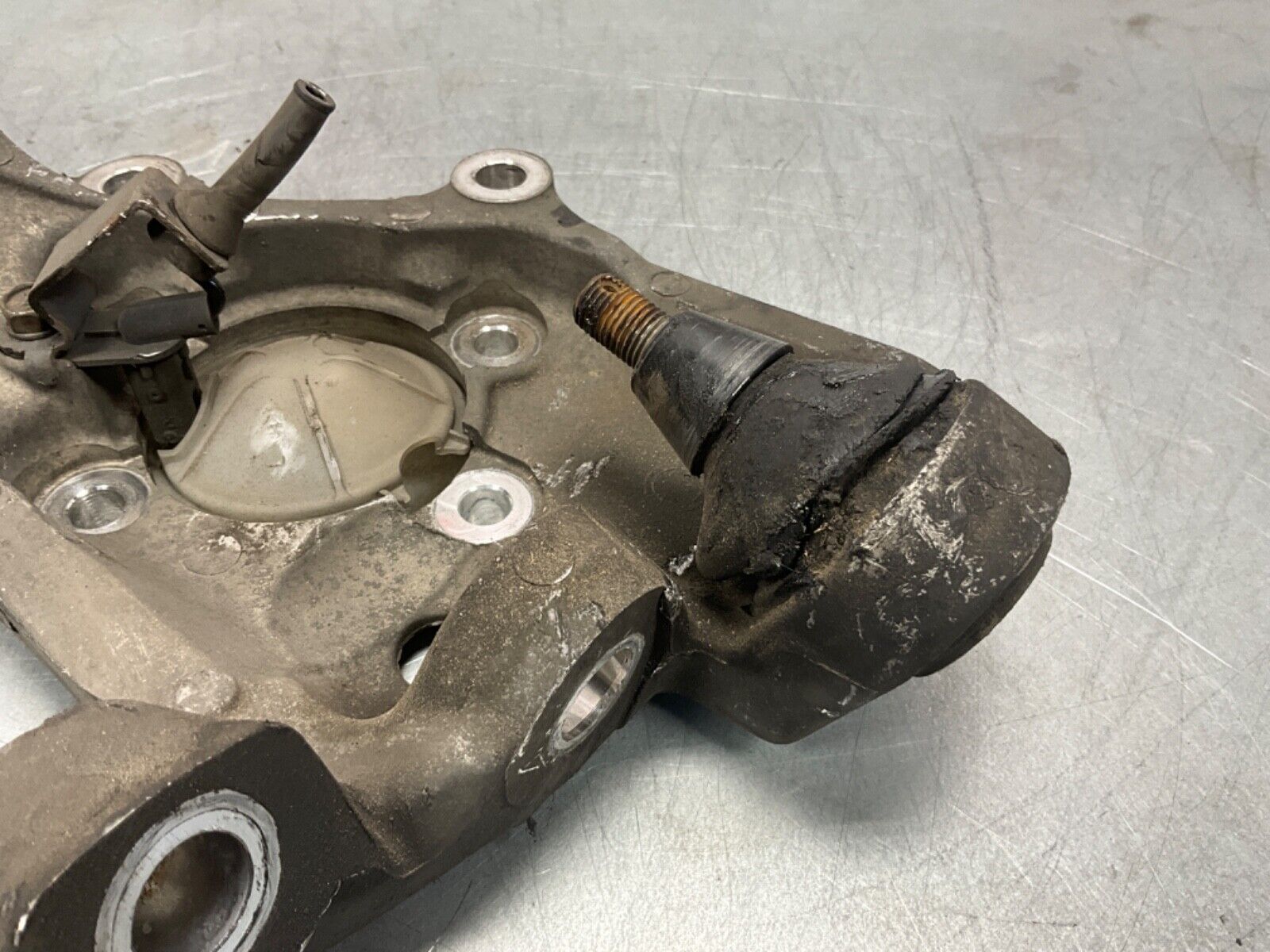 2004 Nissan Z33 350Z Driver Left Steering Knuckle Spindle OEM 14BALFG - On Point Parts Inc