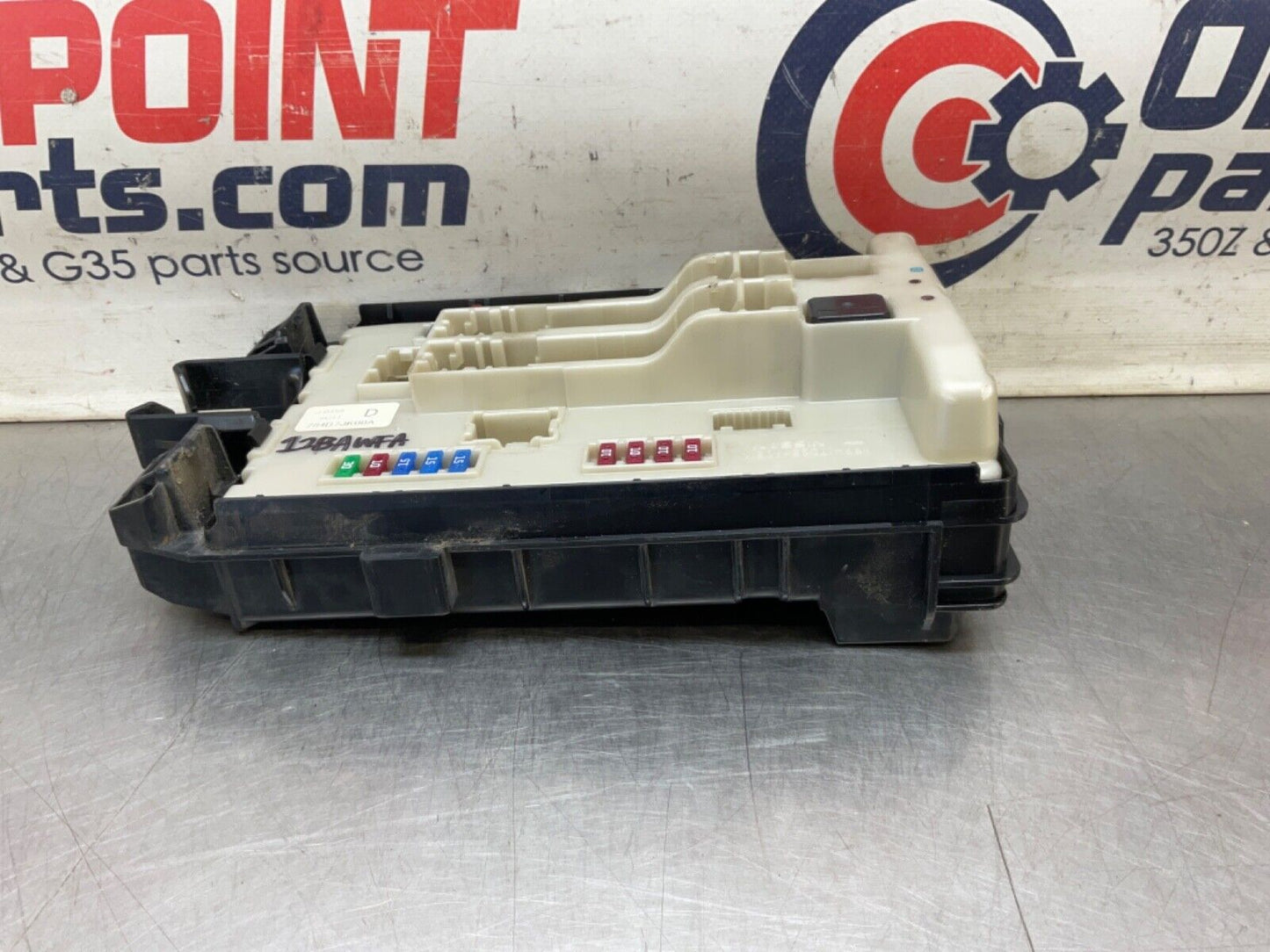 2009 Infiniti V36 G37 IPDM Engine Large Fuse Relay Module Box 284B7 OEM 12BAWFA - On Point Parts Inc