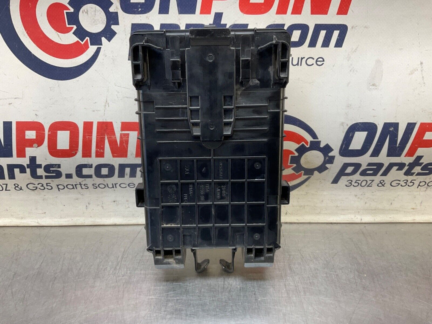 2009 Infiniti V36 G37 IPDM Engine Large Fuse Relay Module Box 284B7 OEM 12BAWFA - On Point Parts Inc