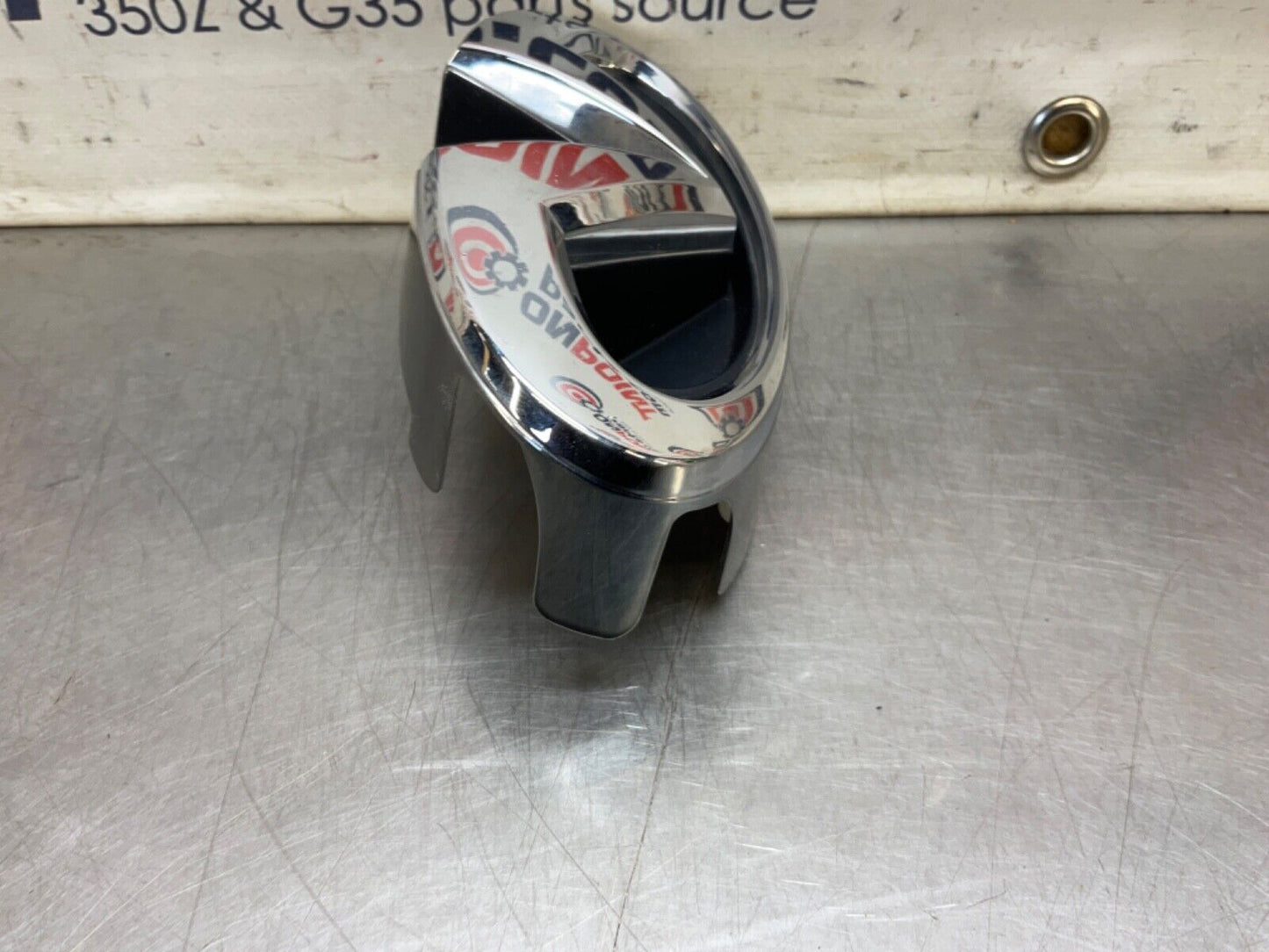 2009 Infiniti V36 G37 Front Grille Emblem  OEM 12BAWFC - On Point Parts Inc