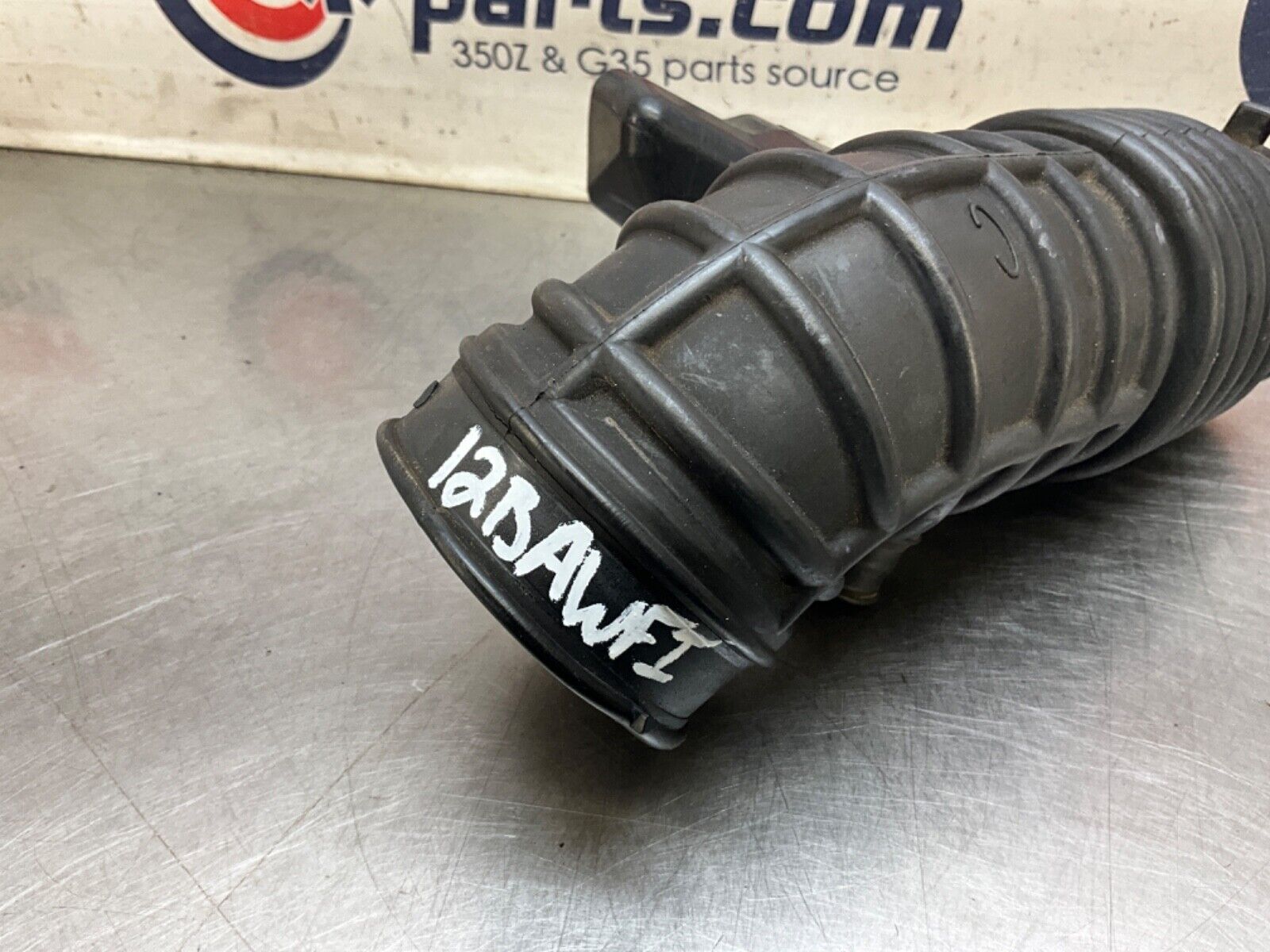 2 2009 Infiniti V36 G37 VQ37VHR Left Right Air Intake Tube Ducts OEM 12BAWFI - On Point Parts Inc