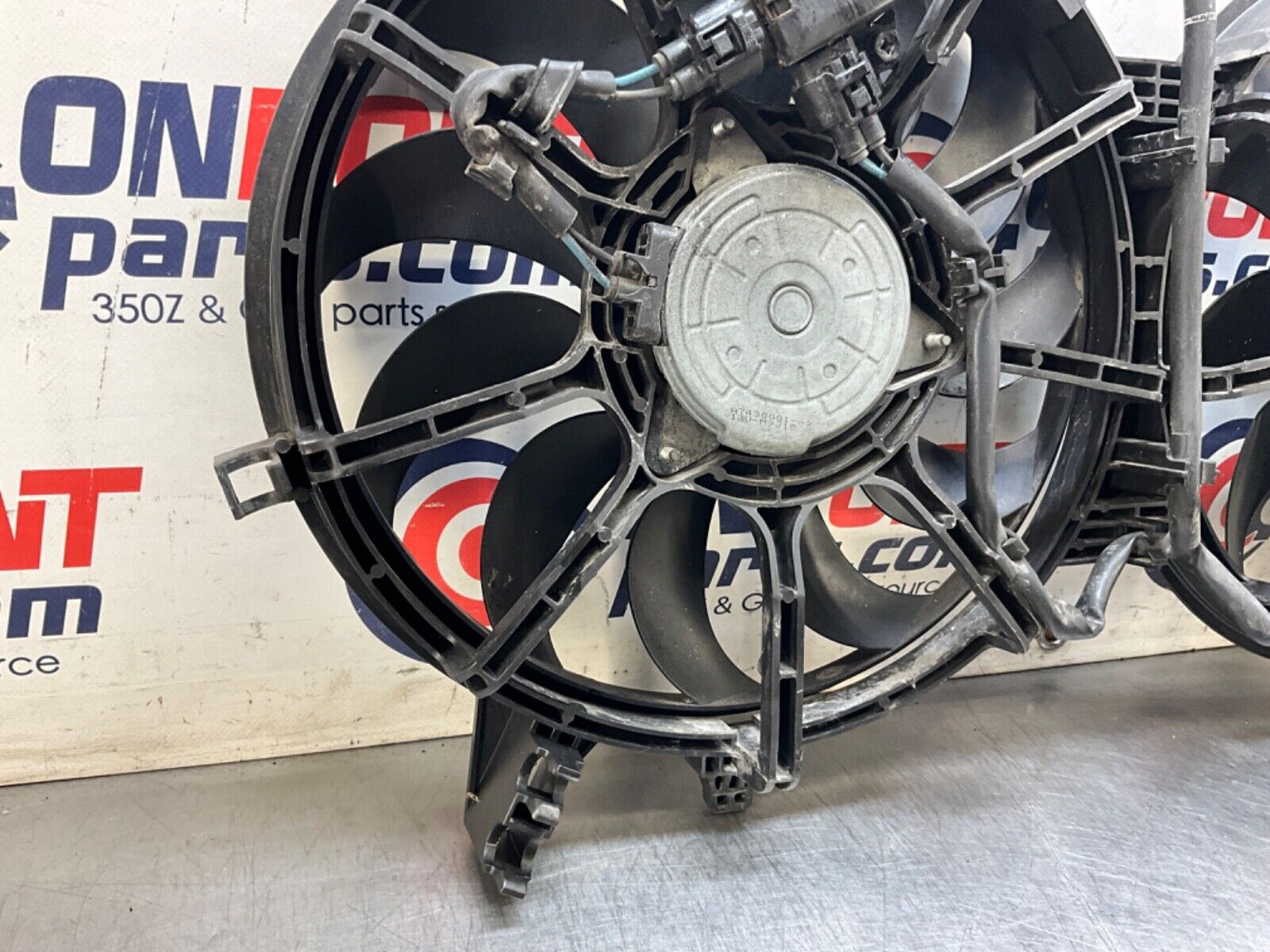 2009 Infiniti V36 G37 Sedan Radiator Engine Cooling Fans OEM 12BAWF3 - On Point Parts Inc