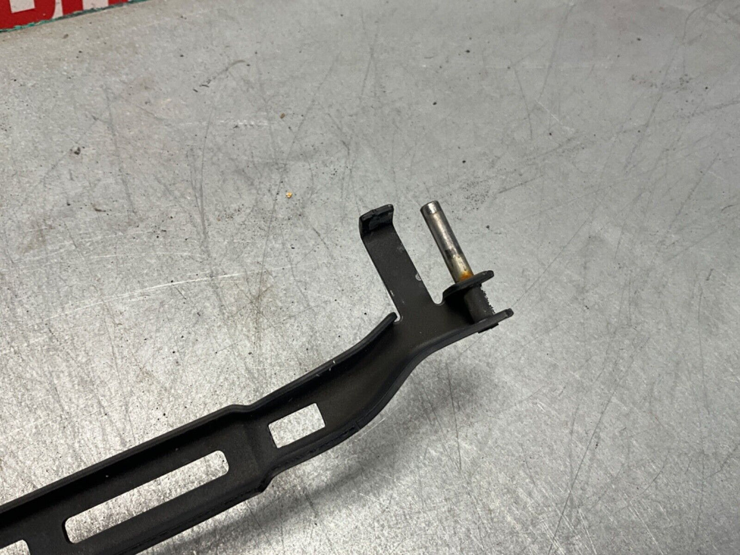 2009 BMW E92 335i Coupe Front Left Right Windshield Wiper Arms OEM 21BA4F3 - On Point Parts Inc