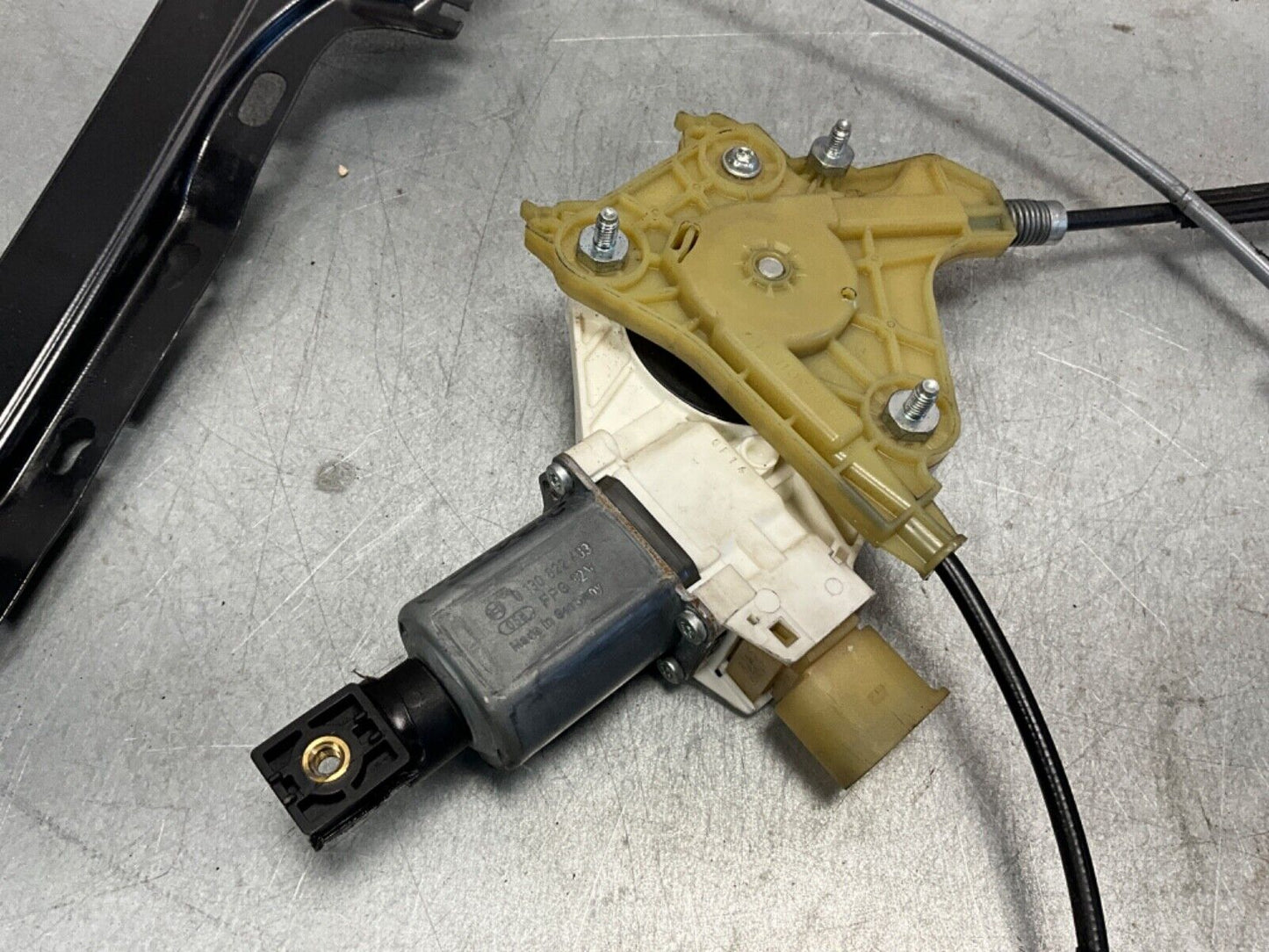 2009 BMW E92 335i Coupe Passenger Right Window Regulator Motor OEM 21BA4FK - On Point Parts Inc