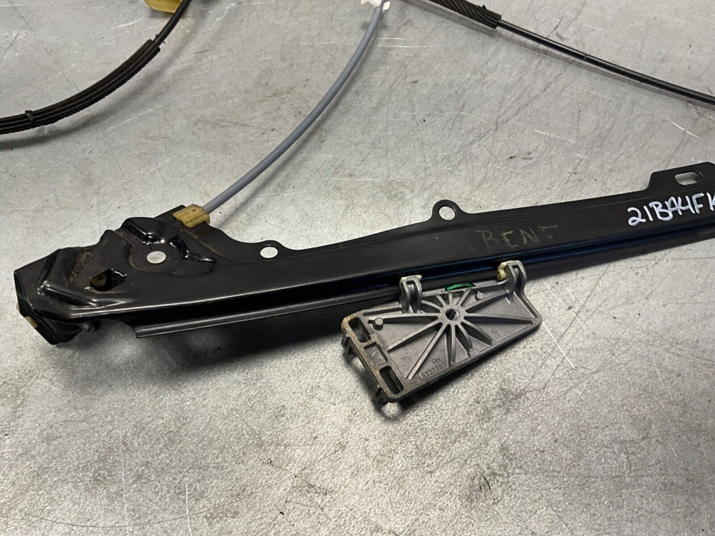 2009 BMW E92 335i Coupe Passenger Right Window Regulator Motor OEM 21BA4FK - On Point Parts Inc