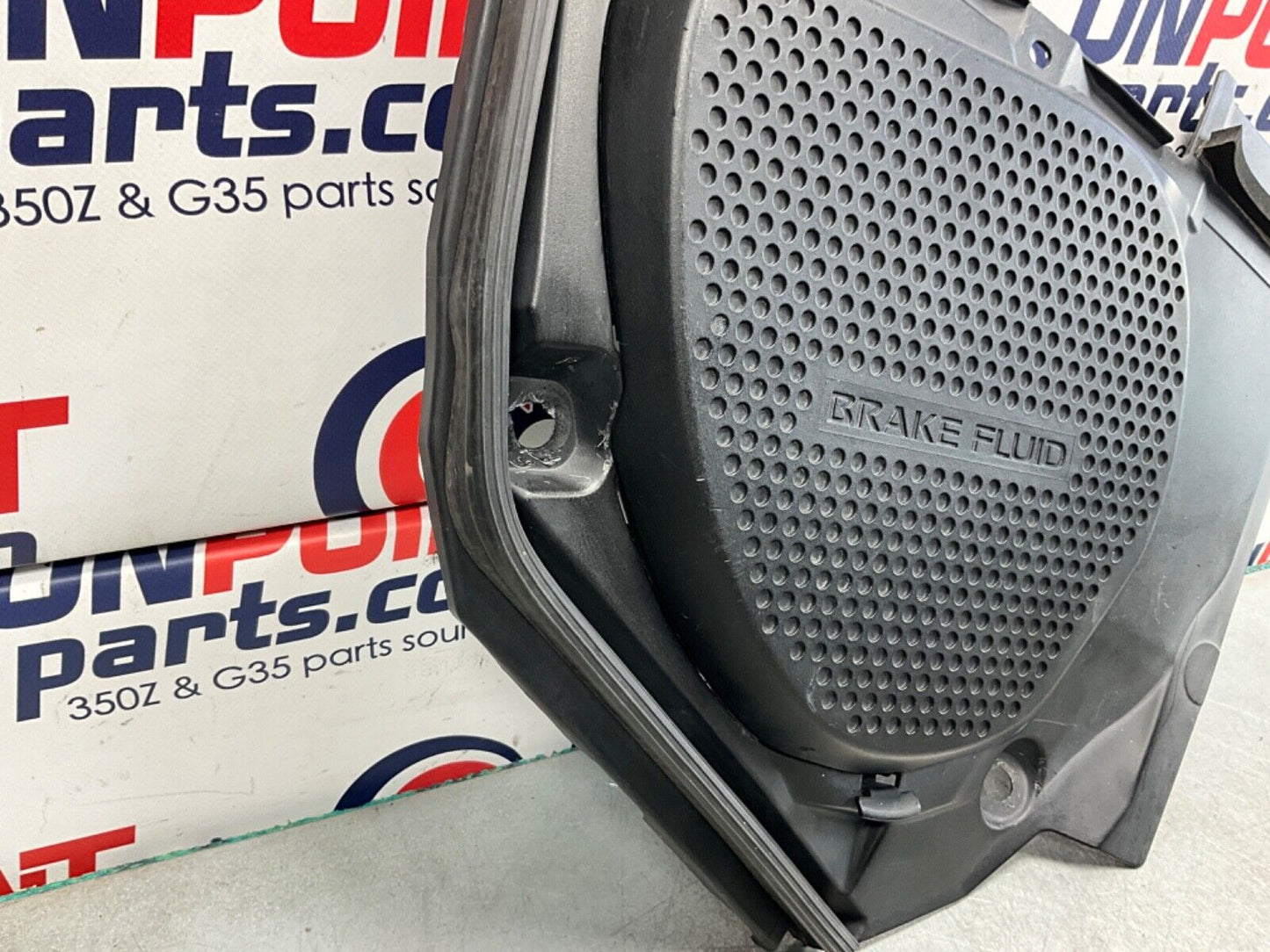 2007 Nissan Z33 350Z Brake Fluid Cover Trim OEM 25BBMF3 - On Point Parts Inc