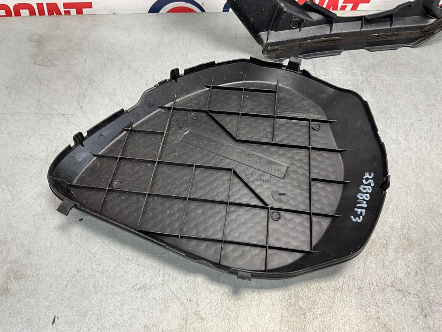 2007 Nissan Z33 350Z Brake Fluid Cover Trim OEM 25BBMF3 - On Point Parts Inc