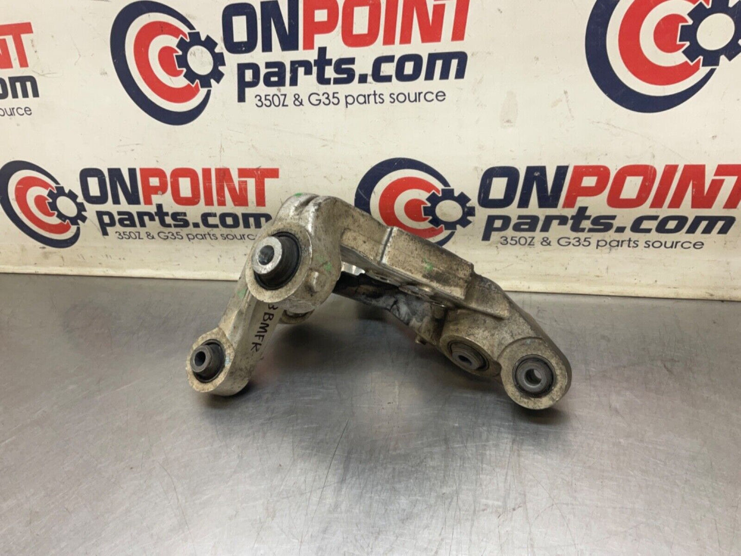 2007 Nissan Z33 350Z Passenger Rear Suspension Knuckle Axle Housing OEM 25BBMFK - On Point Parts Inc