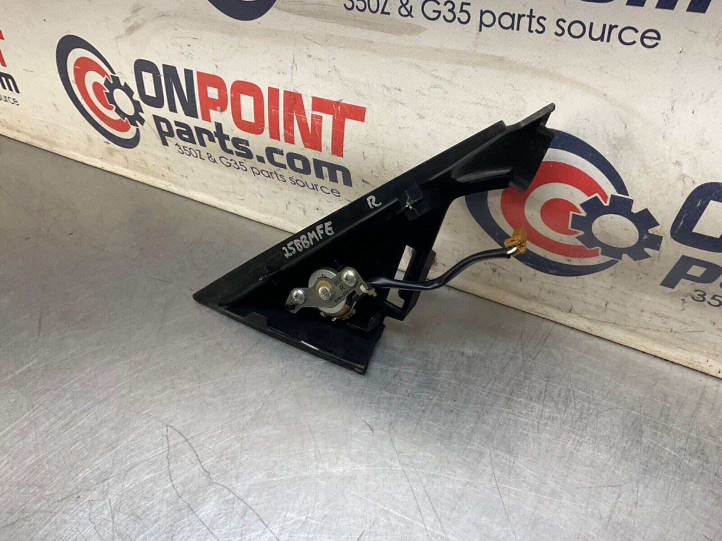 2007 Nissan Z33 350Z Passenger Right Door Tweeter Speaker Cover OEM 25BBMFE - On Point Parts Inc