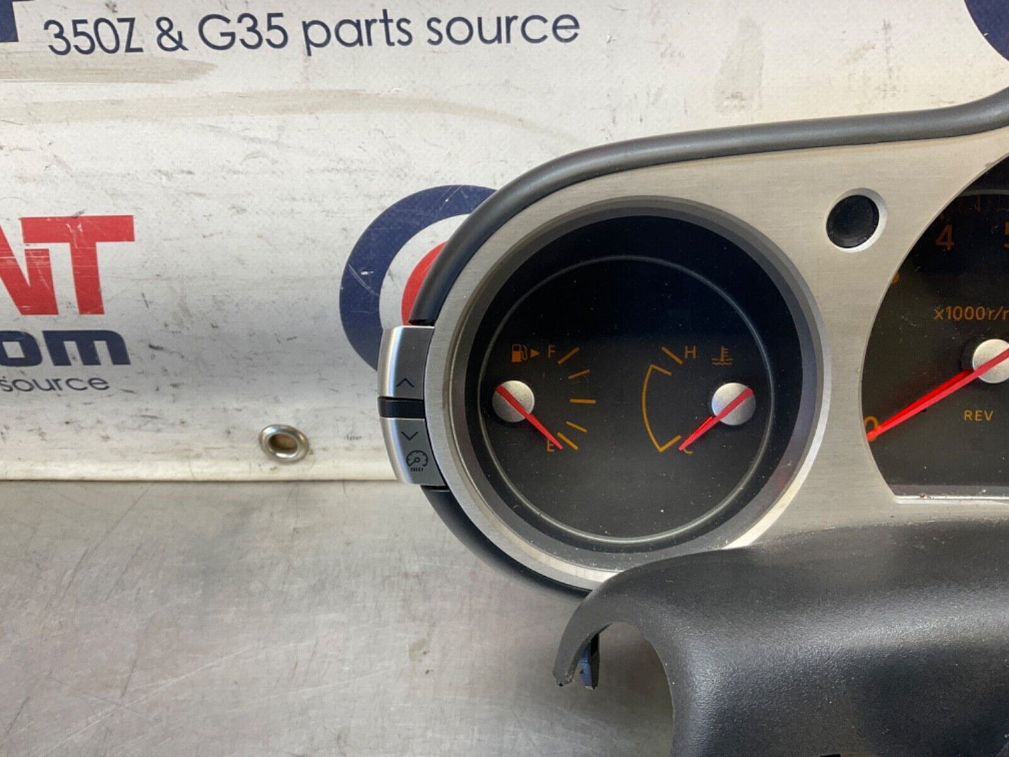 2007 Nissan Z33 350Z Speedometer Instrument Cluster OEM 25BBMFA - On Point Parts Inc