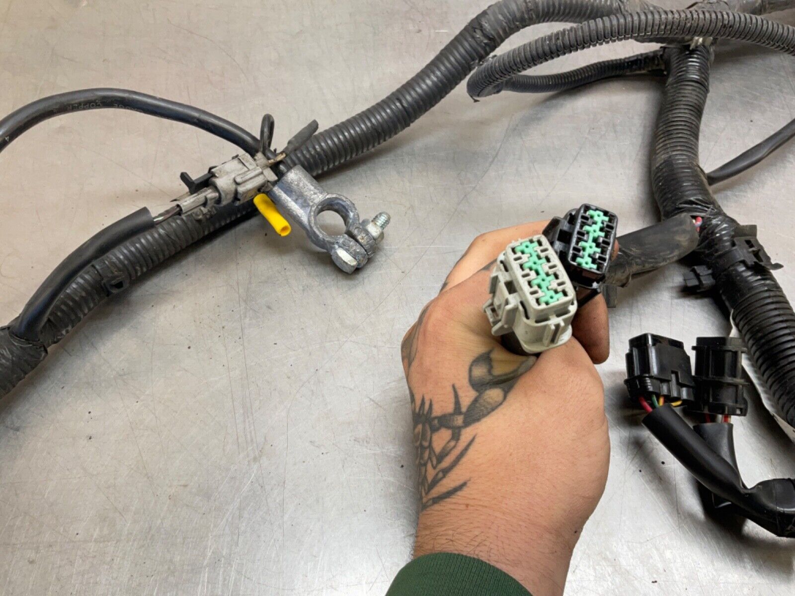 2007 Nissan Z33 350Z VQ35DE High Rev Engine Bay Body Harness MT 143k OEM 25BBMFK - On Point Parts Inc