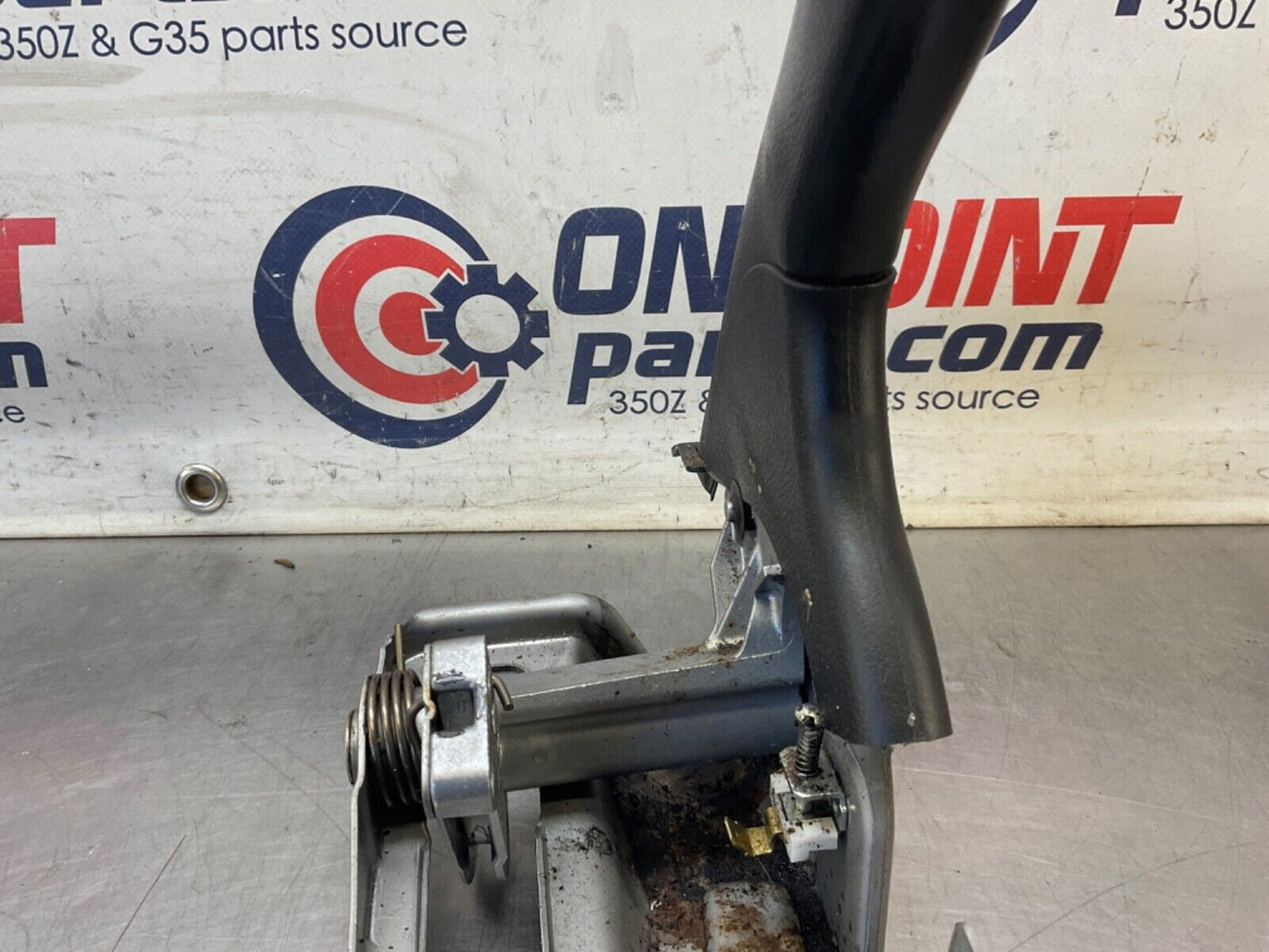 2007 Nissan Z33 350Z Emergency Parking Brake Handle OEM 25BBMFA - On Point Parts Inc