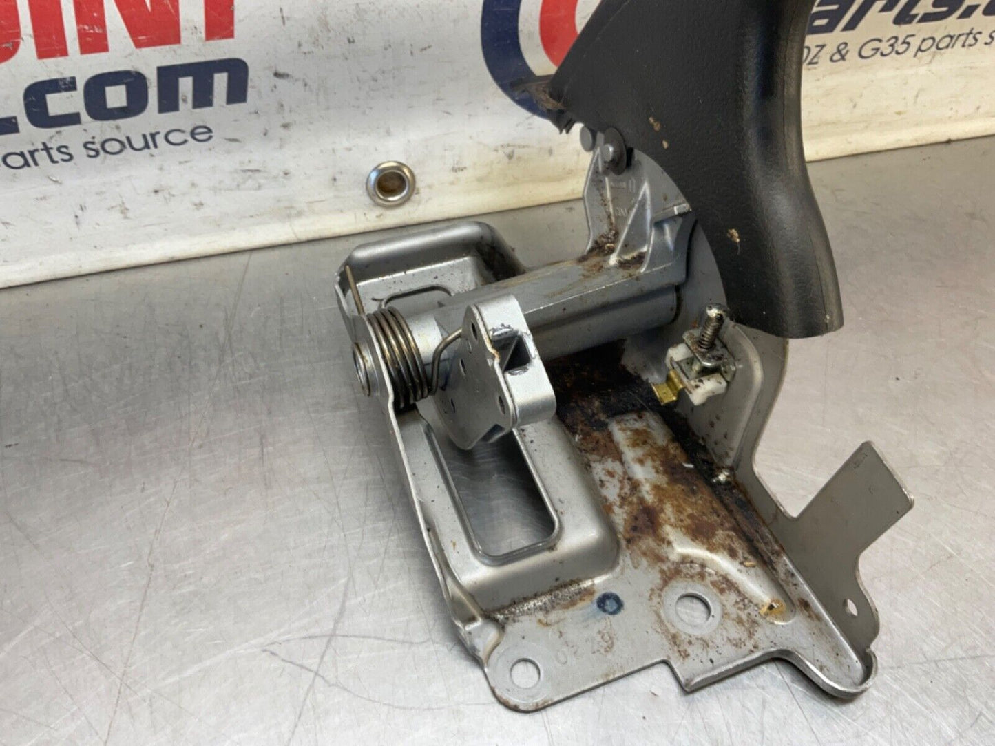 2007 Nissan Z33 350Z Emergency Parking Brake Handle OEM 25BBMFA - On Point Parts Inc